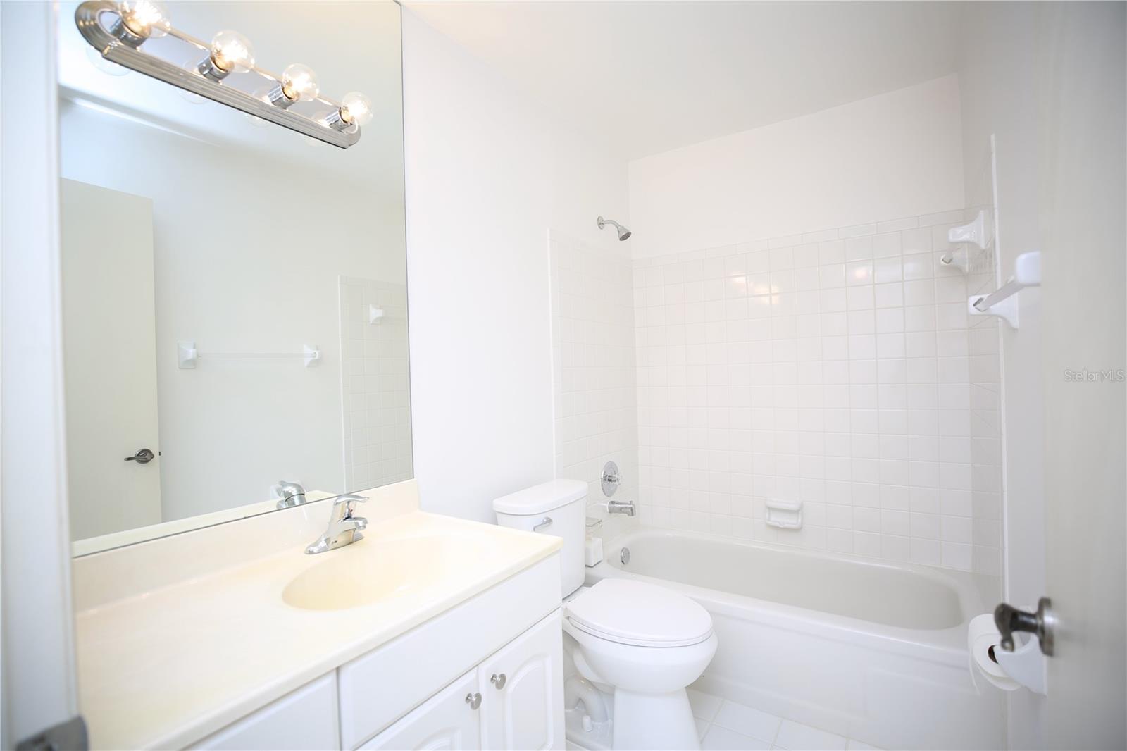 Image 26 of 39 For 1713 Belleair Forest Drive C