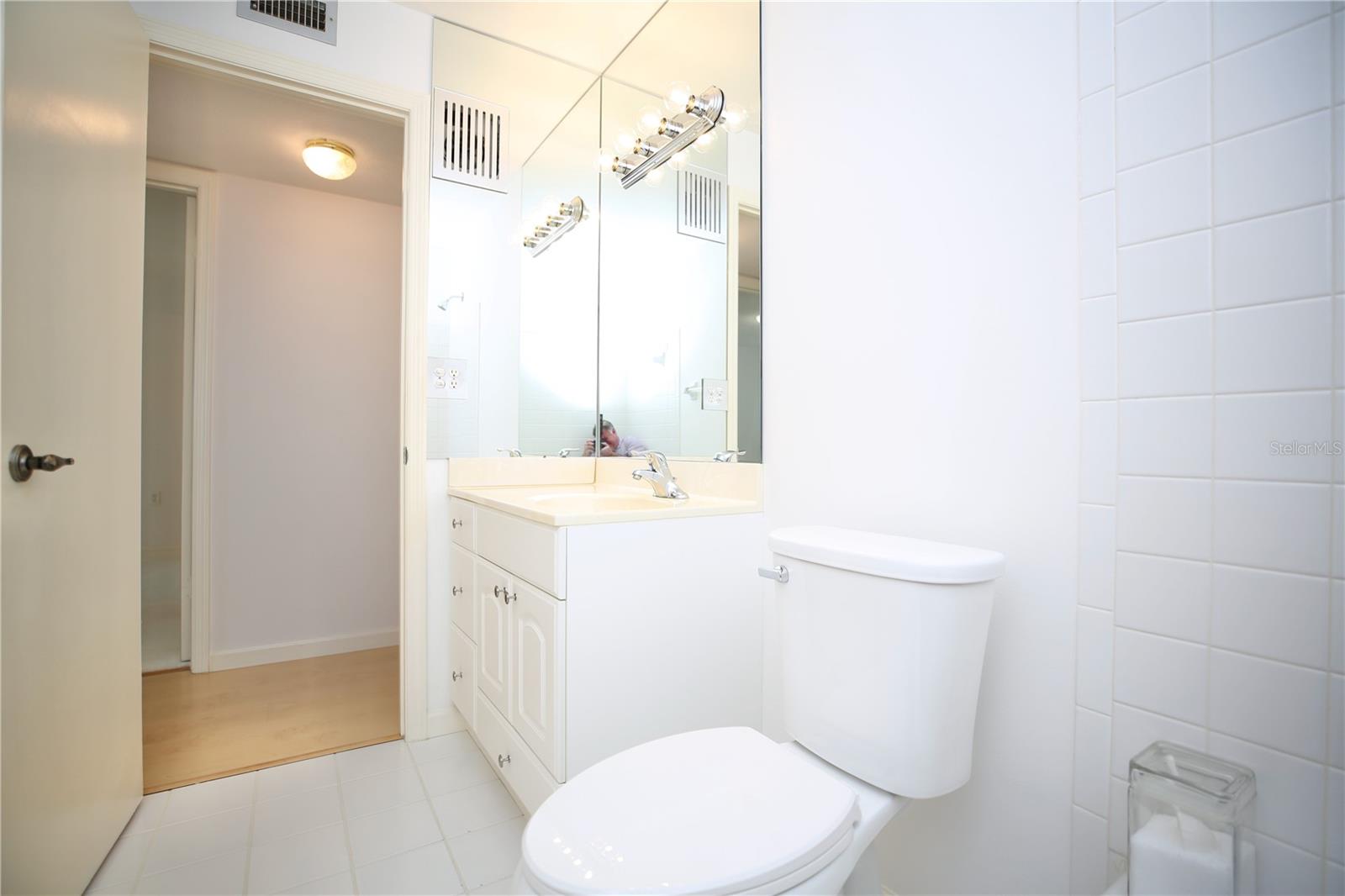 Image 27 of 39 For 1713 Belleair Forest Drive C