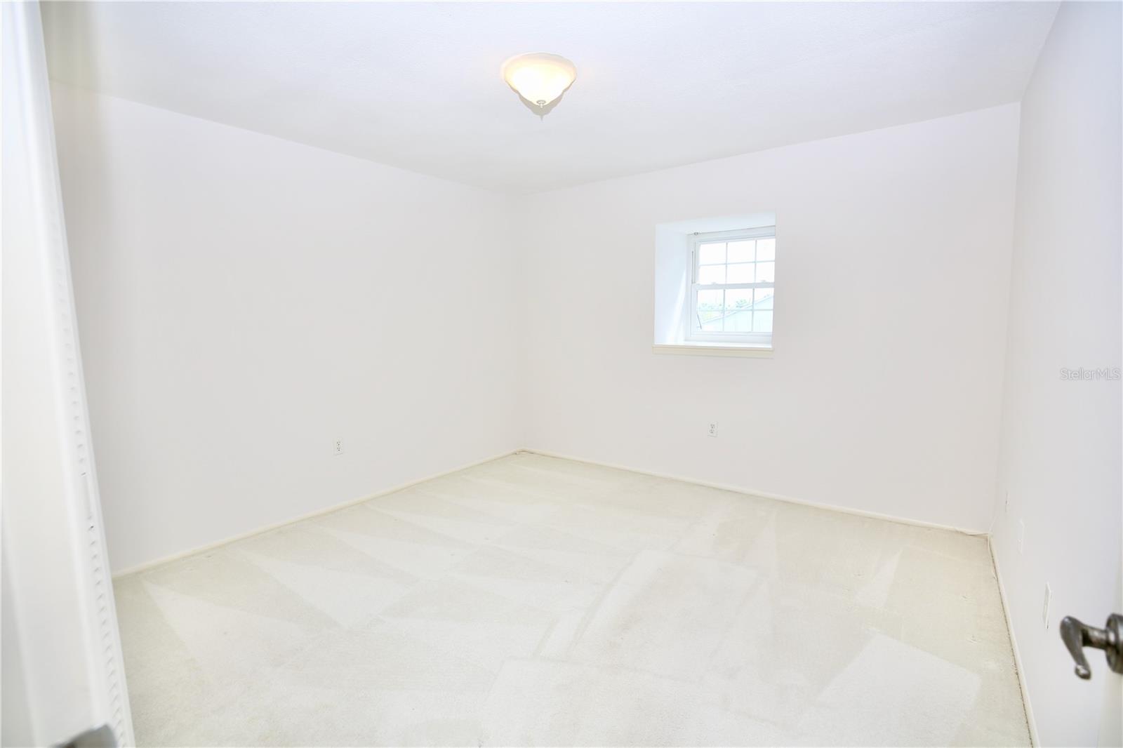 Image 28 of 39 For 1713 Belleair Forest Drive C