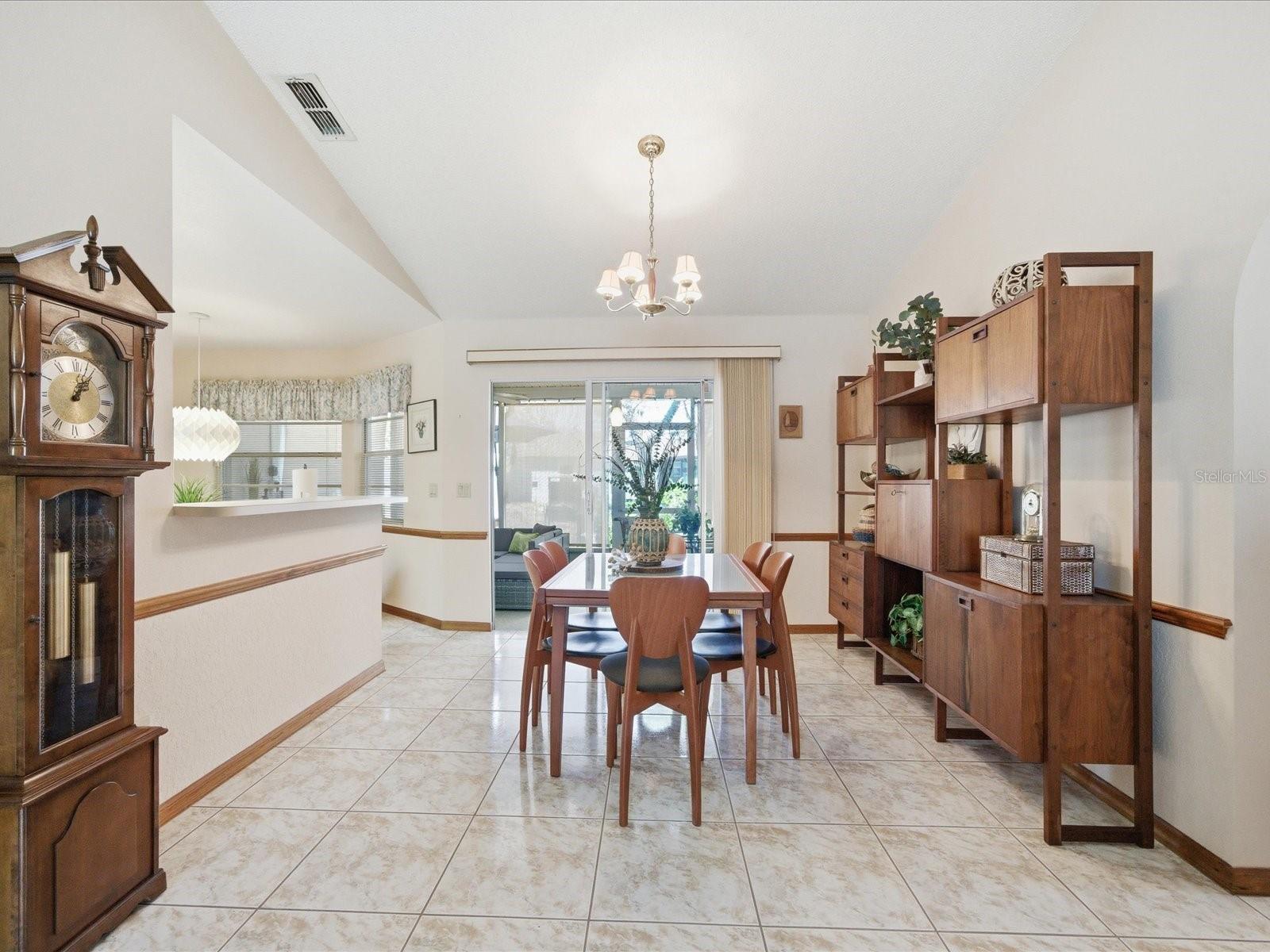 Image 20 of 53 For 4298 Craigdarragh Avenue