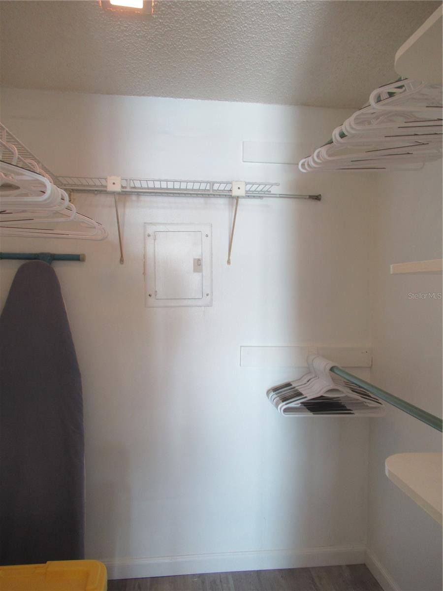 Image 15 of 26 For 4575 Cove Circle 1004