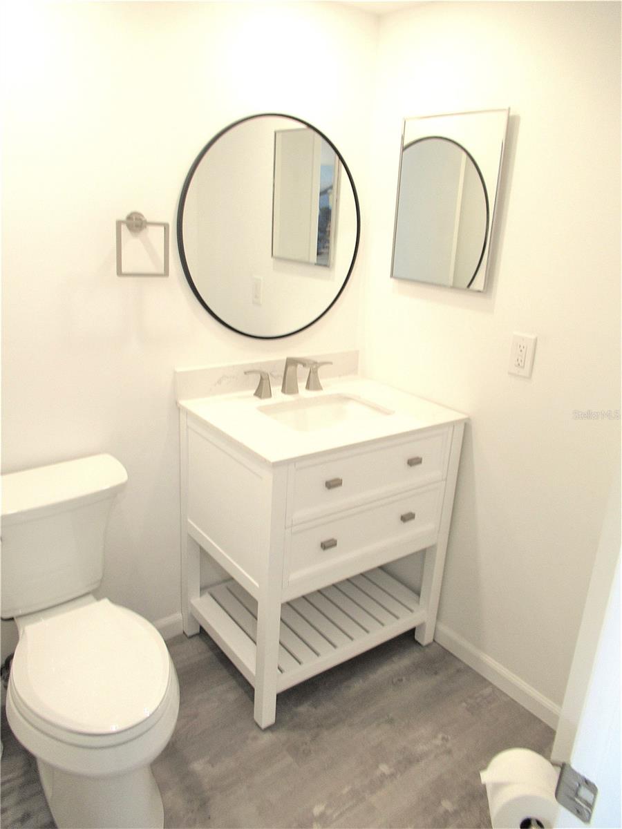 Image 16 of 26 For 4575 Cove Circle 1004