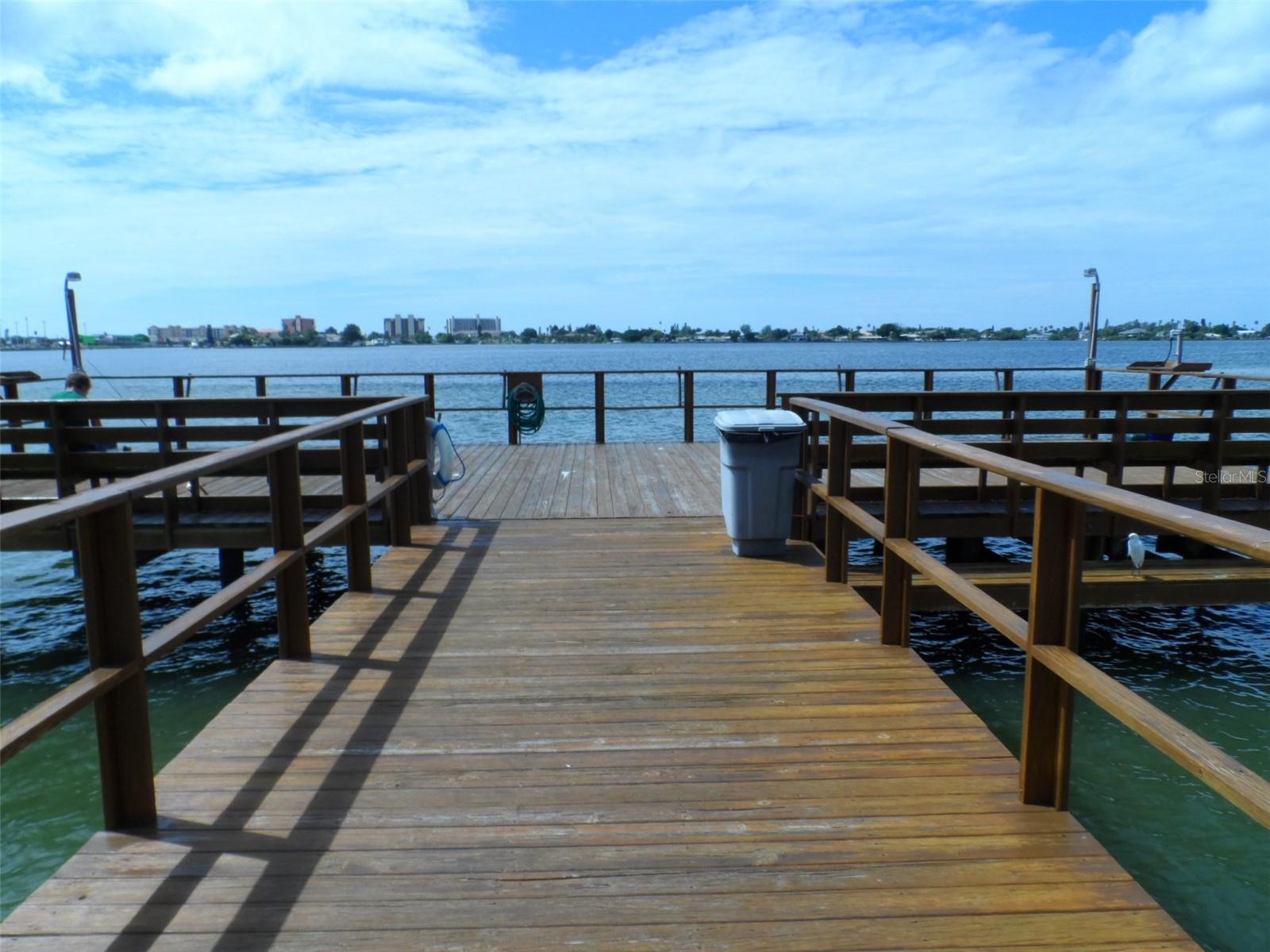 Image 23 of 26 For 4575 Cove Circle 1004