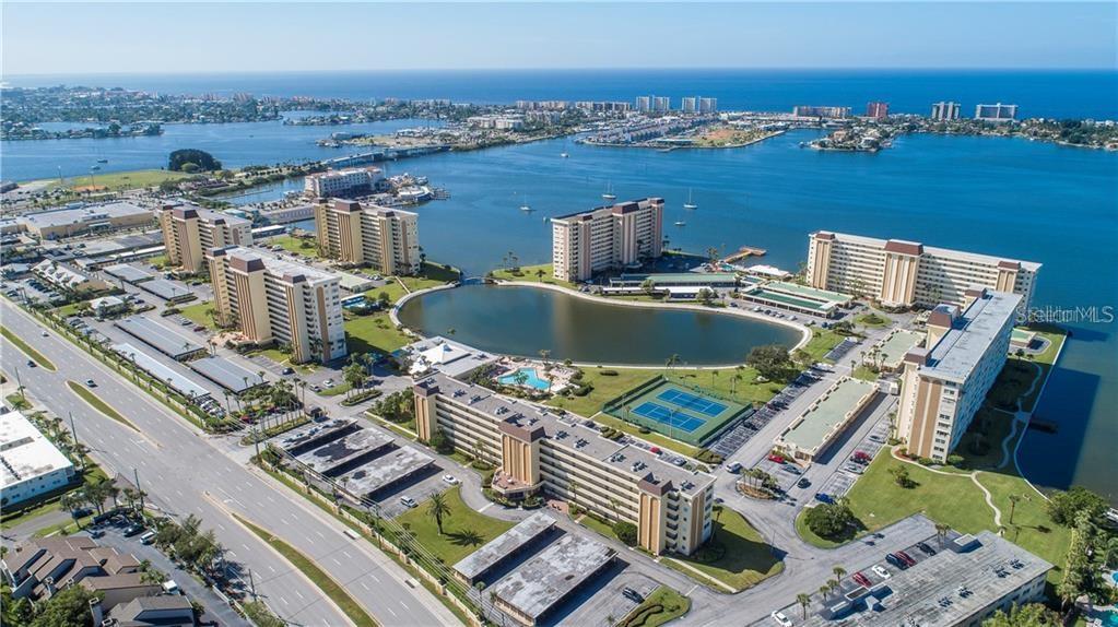 Image 25 of 26 For 4575 Cove Circle 1004