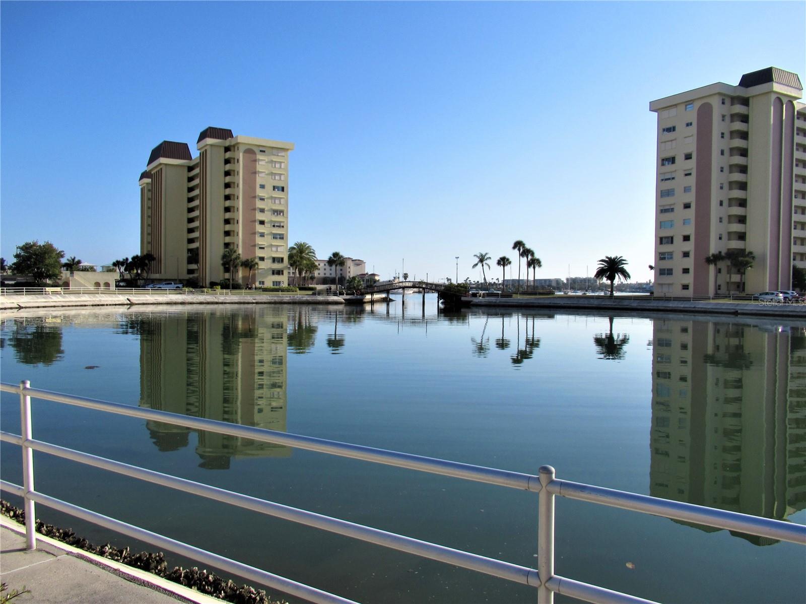 Image 26 of 26 For 4575 Cove Circle 1004