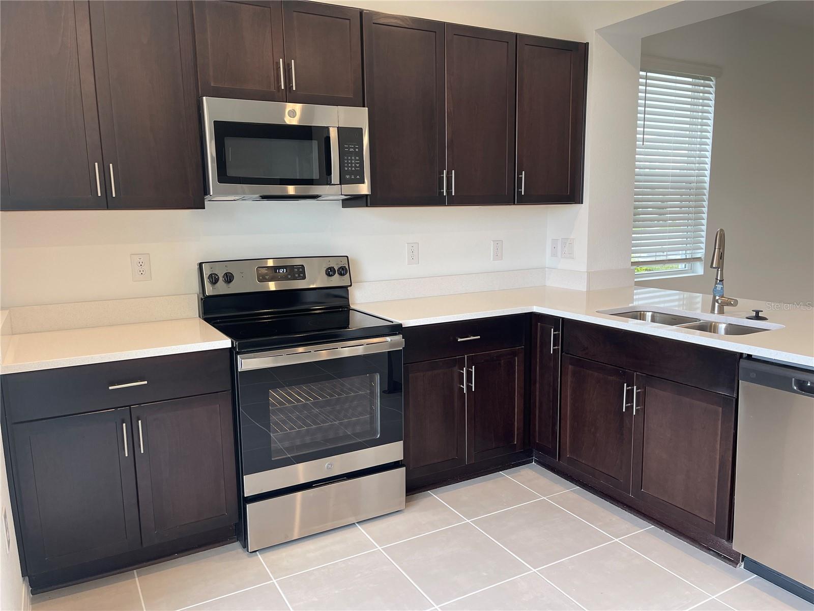 Image 7 of 18 For 6305 Fairmont Lane