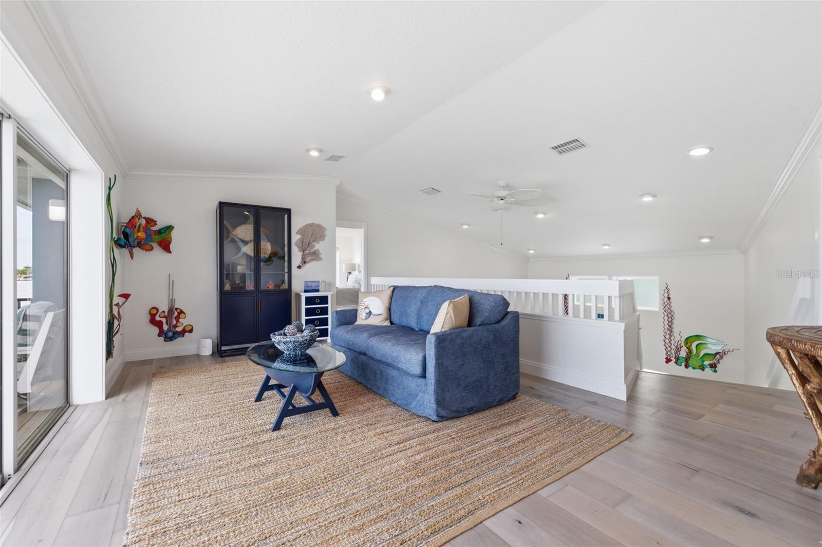 Image 20 of 48 For 16123 6th Street E