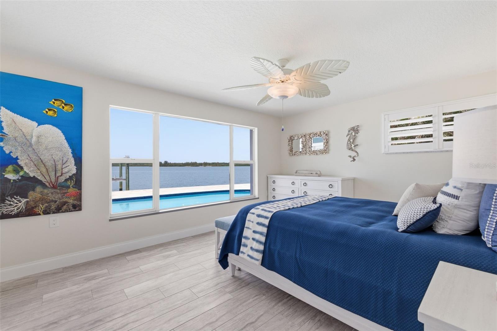 Image 25 of 48 For 16123 6th Street E