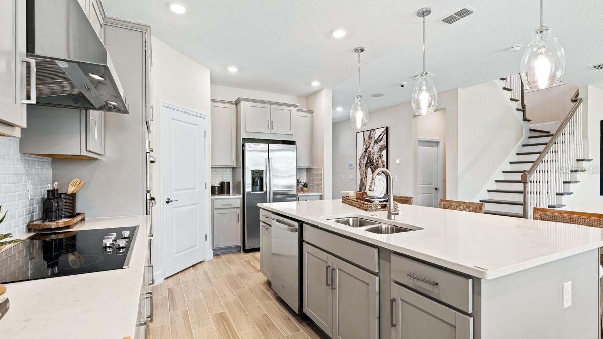 Image 15 of 58 For 14219 Sawmill Street