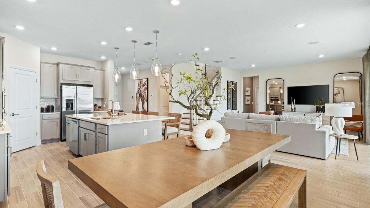 Image 18 of 58 For 14219 Sawmill Street