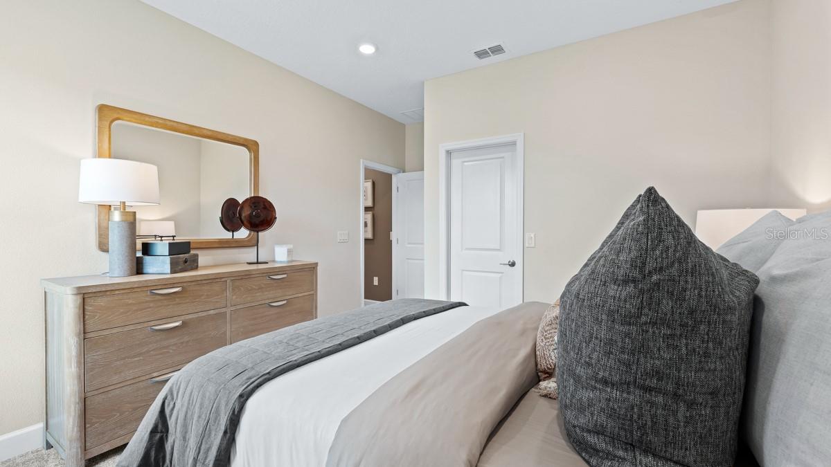 Image 28 of 58 For 14219 Sawmill Street