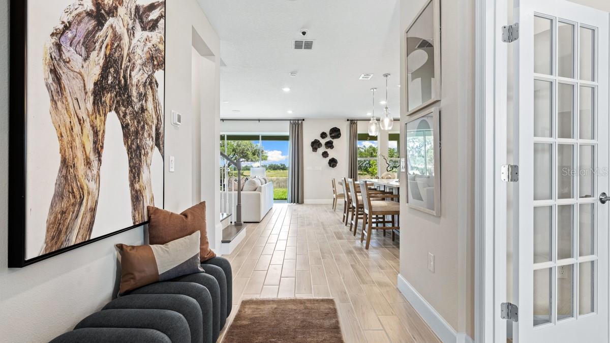 Image 5 of 58 For 14219 Sawmill Street