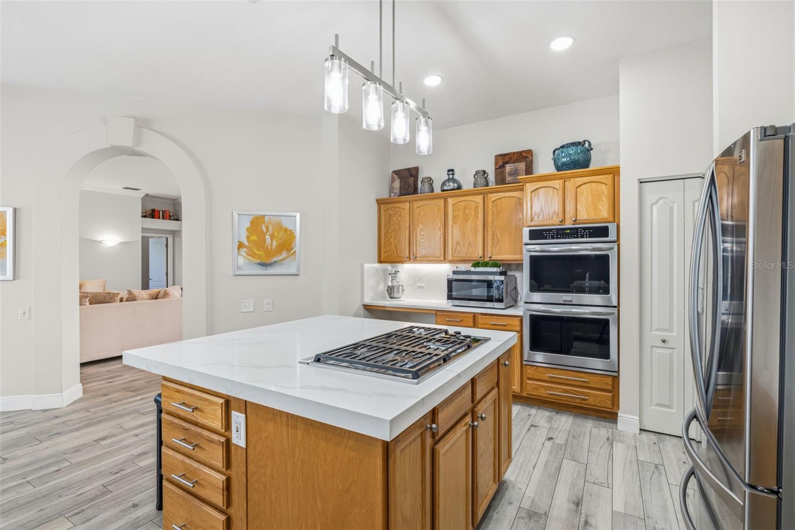 Image 15 of 52 For 9651 Venturi Drive