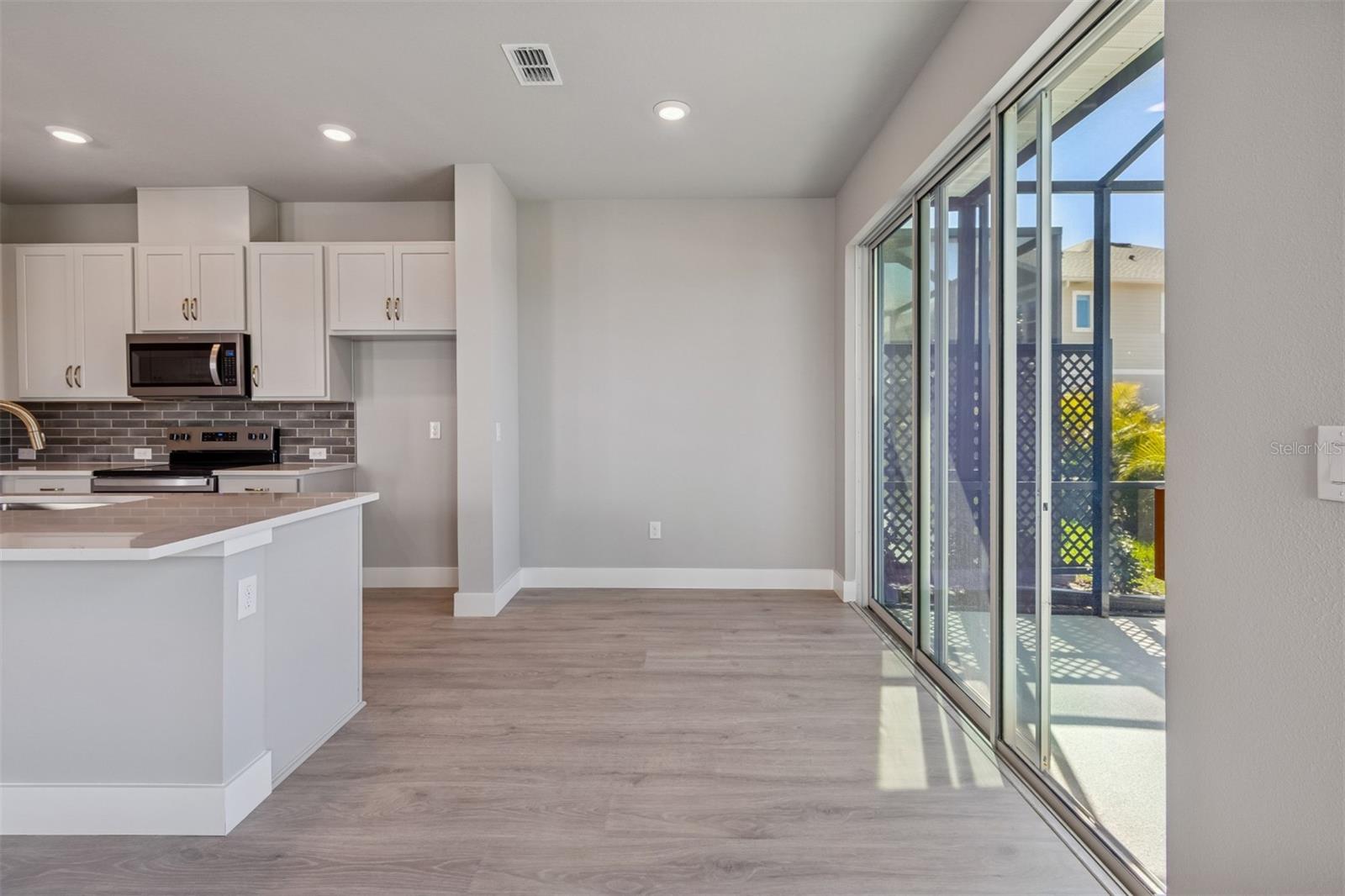 Image 20 of 53 For 11734 Full Moon Loop