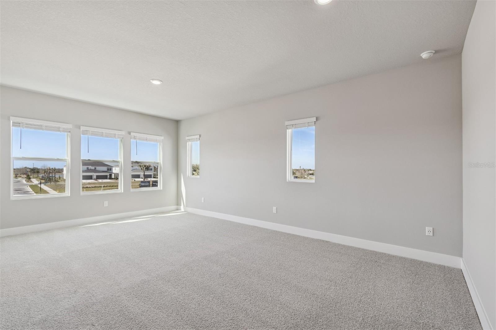 Image 25 of 53 For 11734 Full Moon Loop