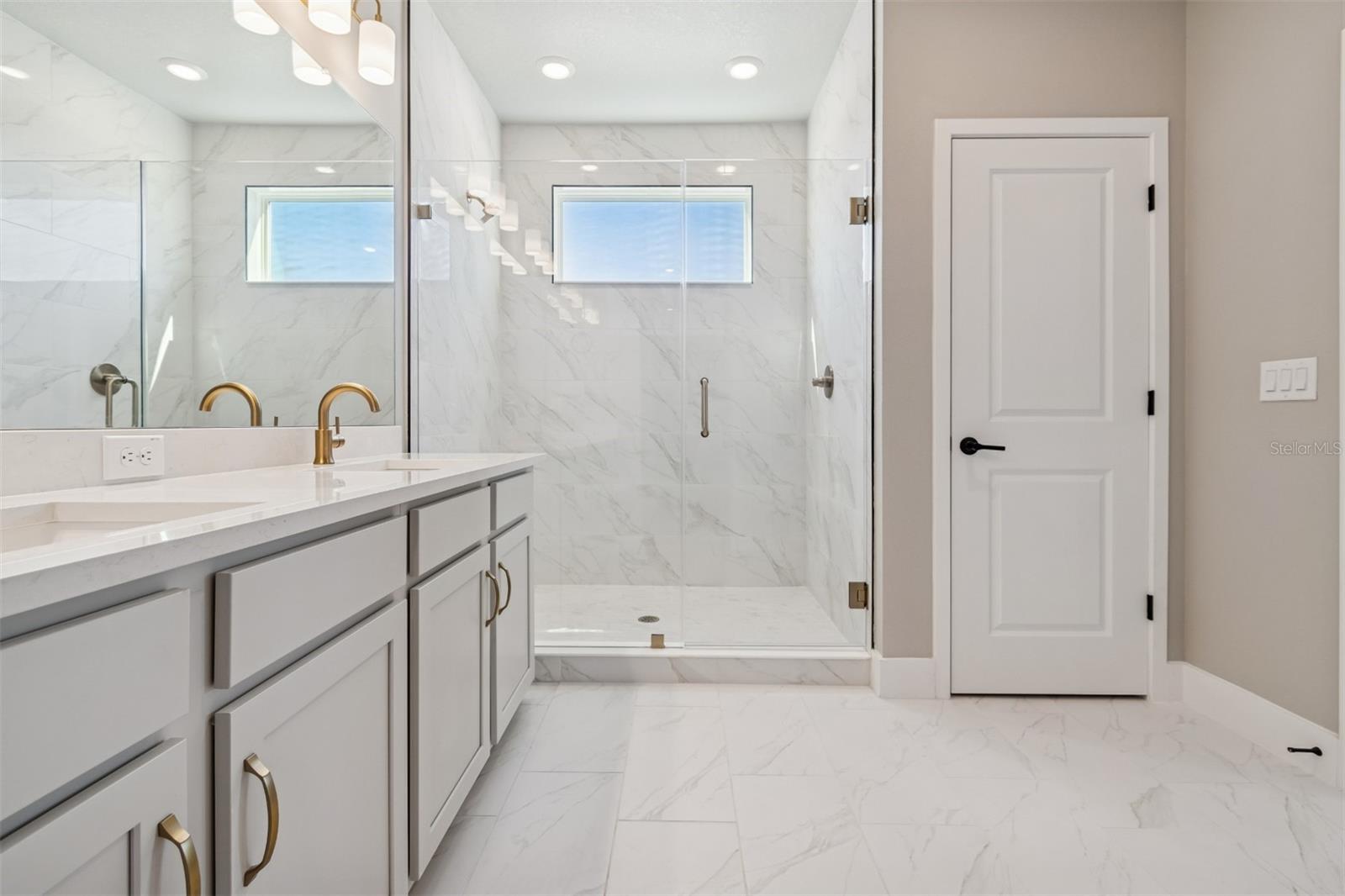 Image 28 of 53 For 11734 Full Moon Loop