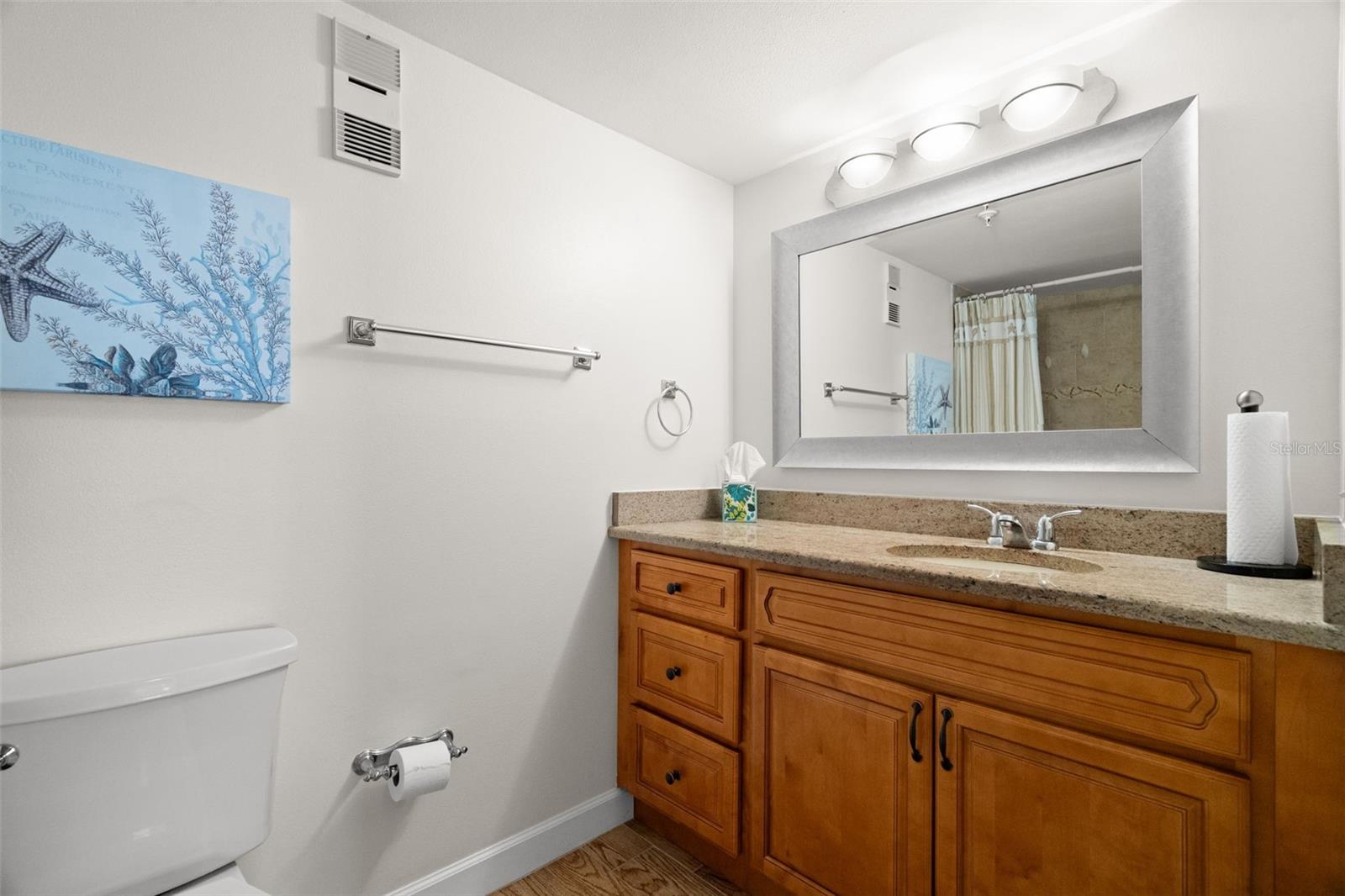 Image 48 of 54 For 19531 Gulf Boulevard 414