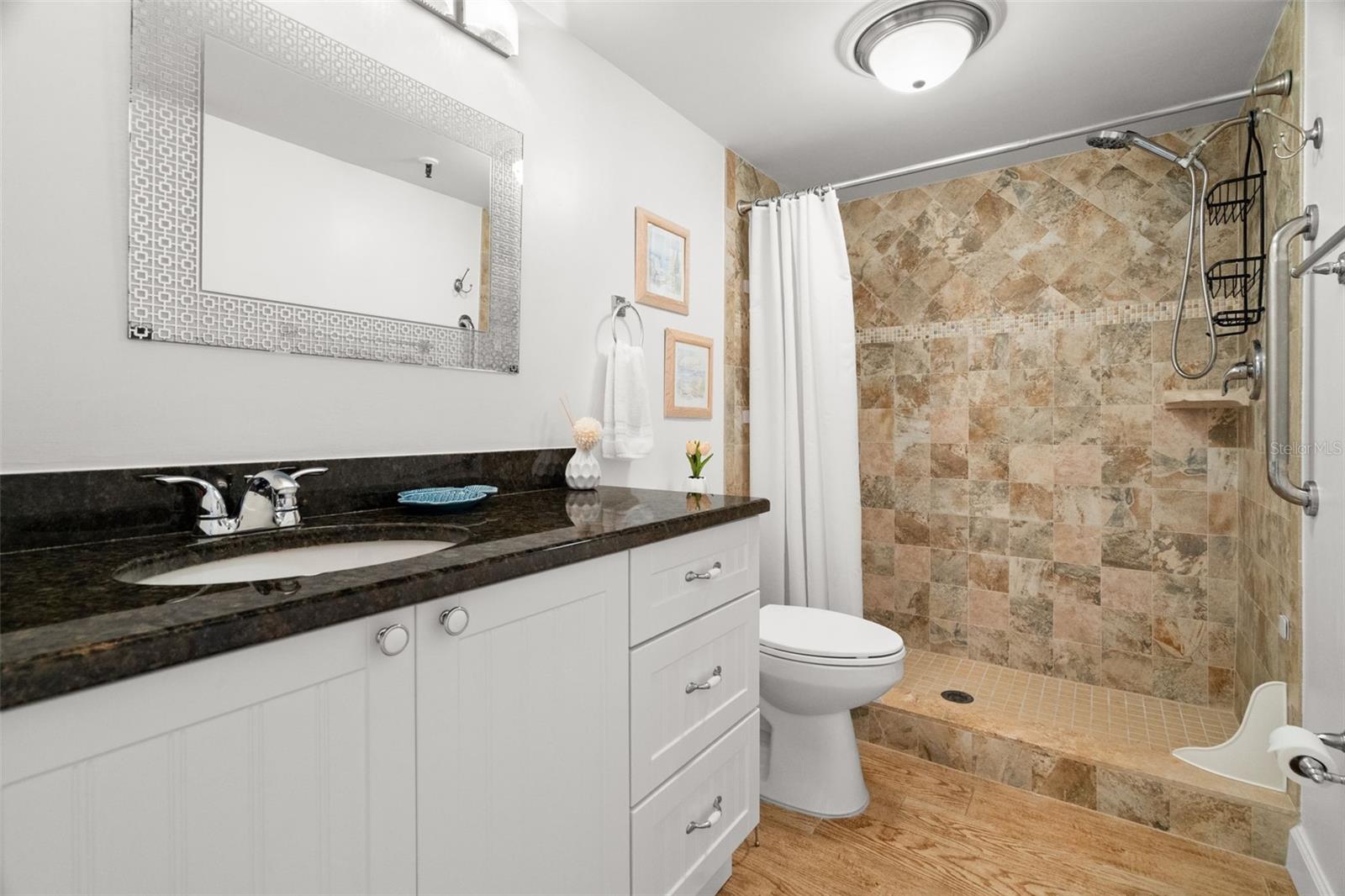 Image 52 of 54 For 19531 Gulf Boulevard 414