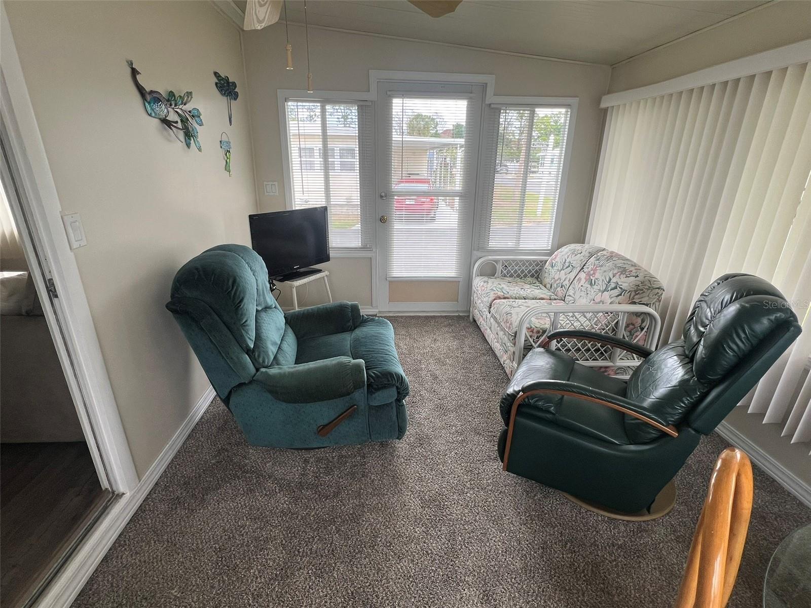 Image 17 of 34 For 2282 Piazza Drive 117