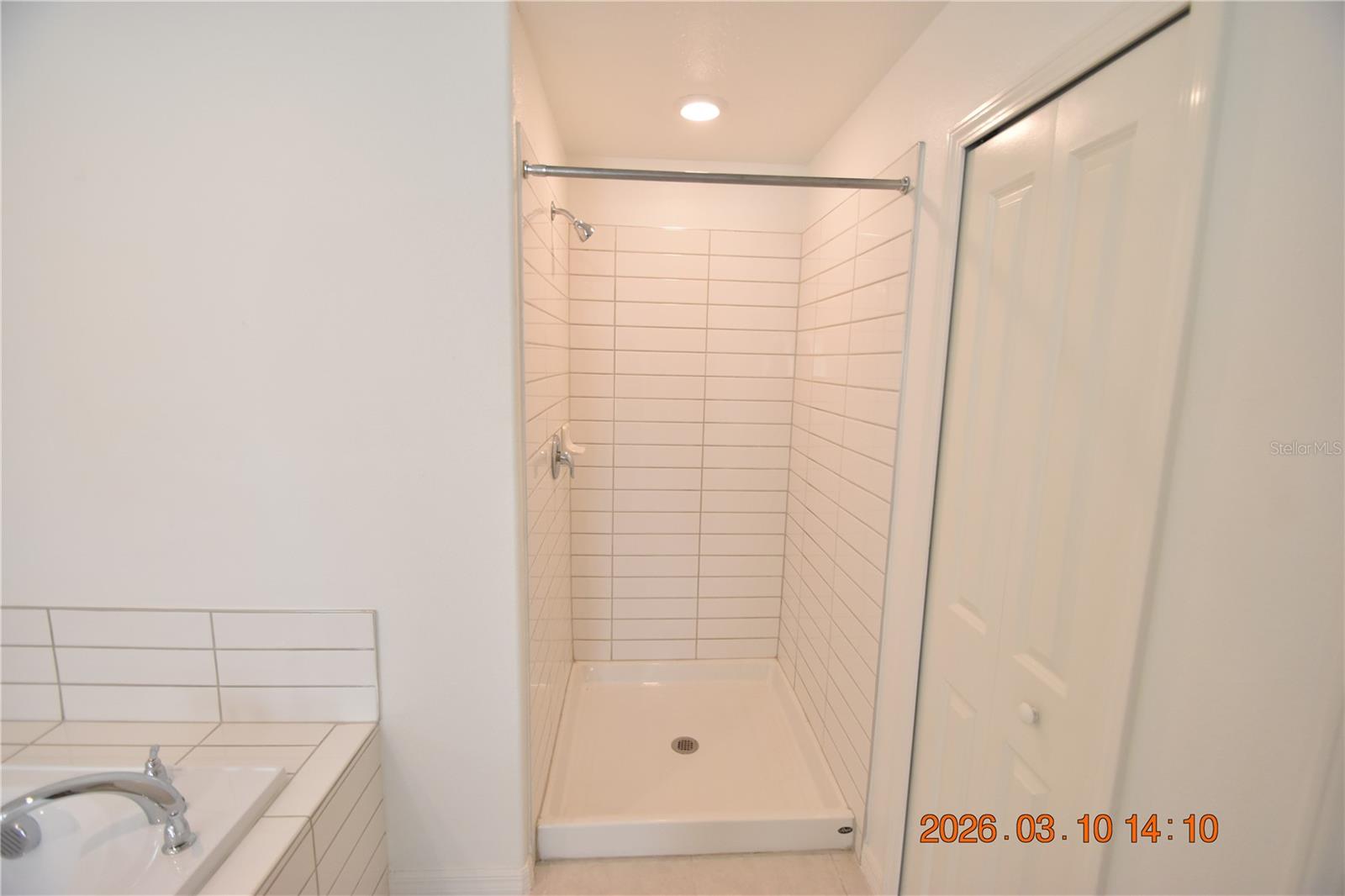 Image 34 of 52 For 6252 Shiner Street