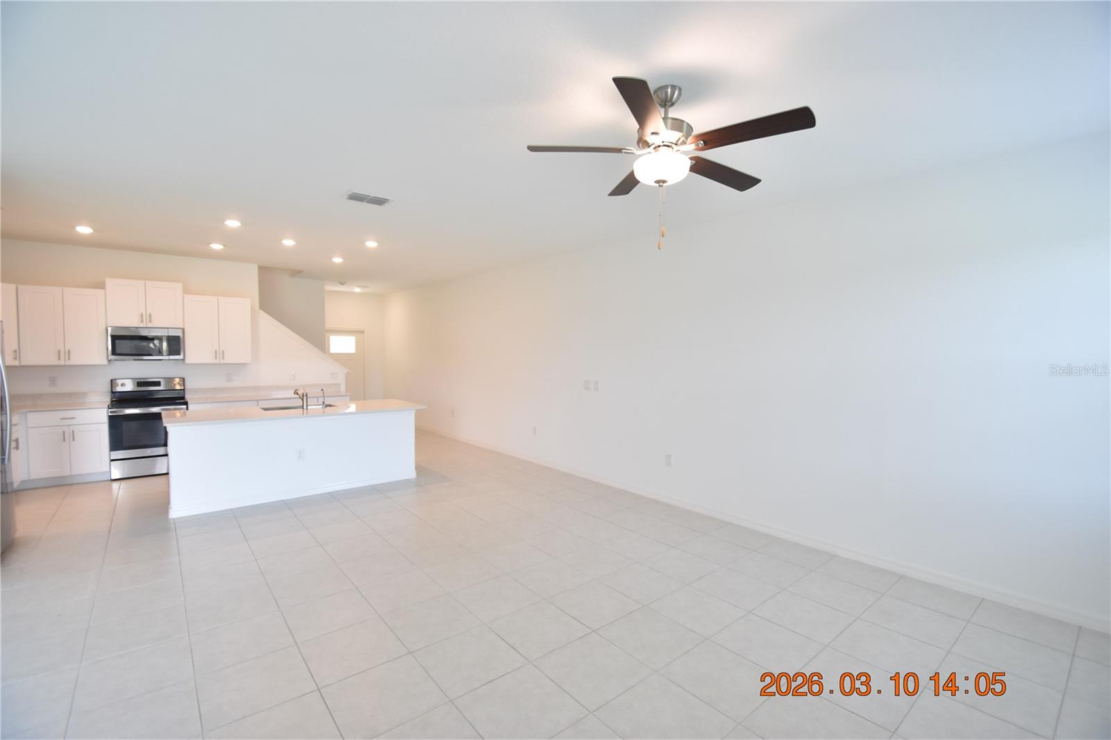 Image 9 of 52 For 6252 Shiner Street