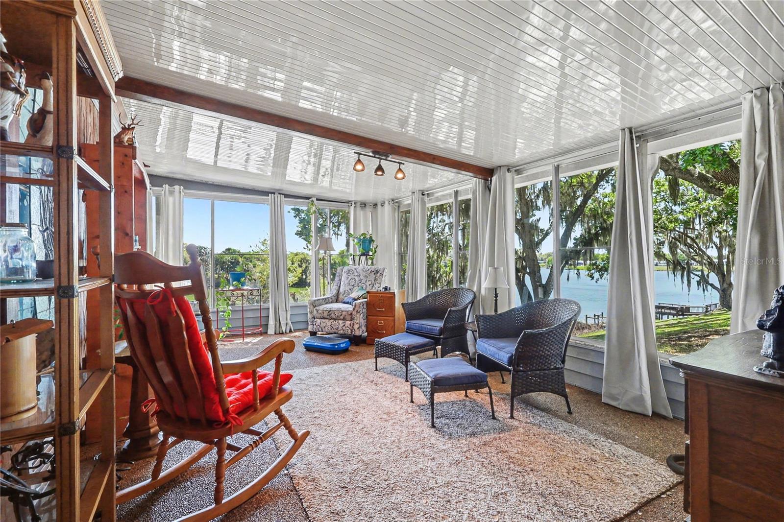 Image 15 of 22 For 2055 Floral Avenue 322