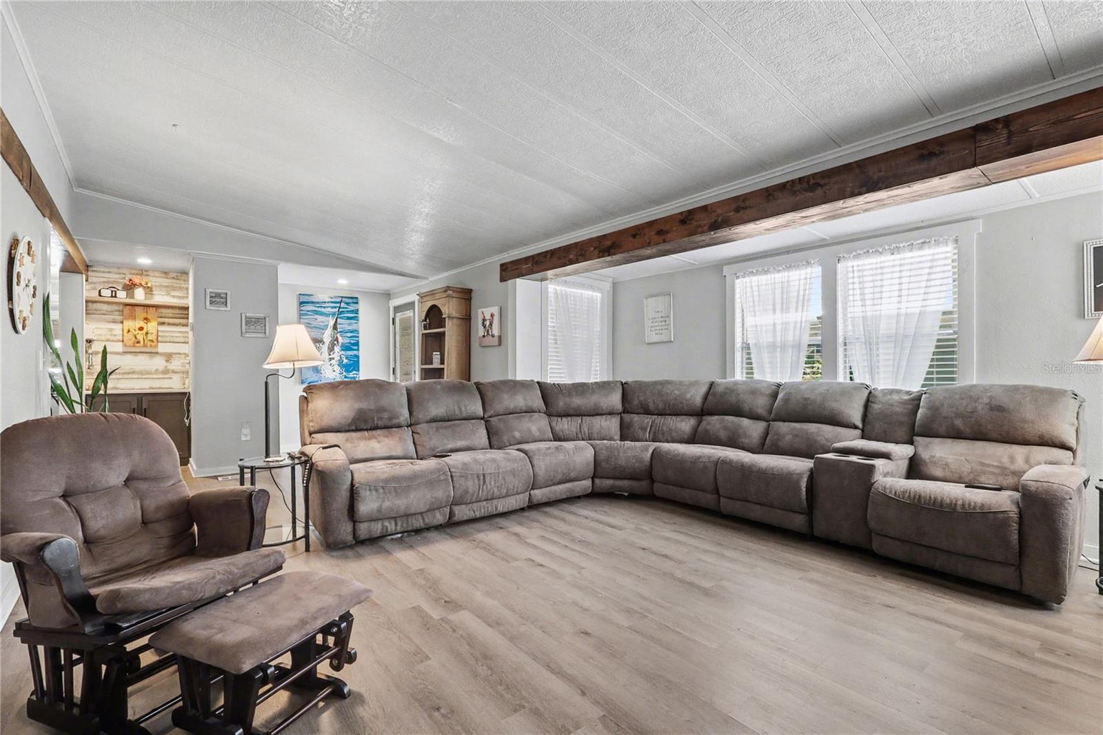 Image 3 of 22 For 2055 Floral Avenue 322