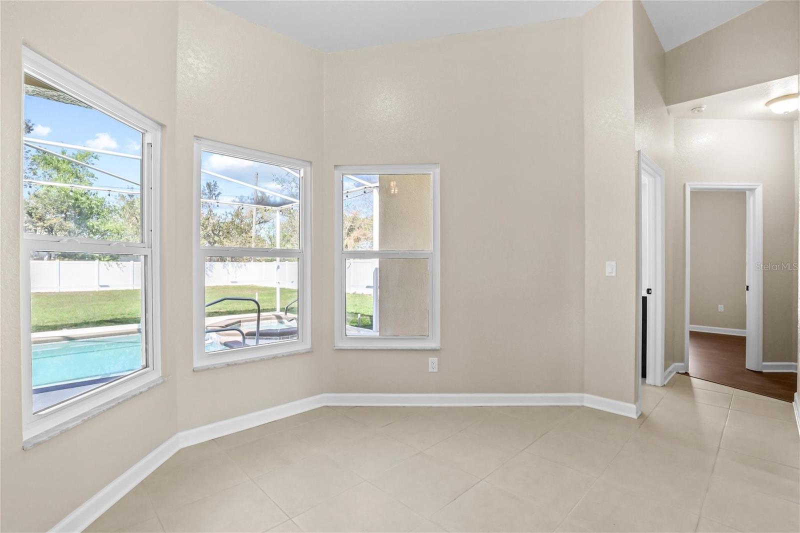 Image 25 of 73 For 15281 Burbank Drive