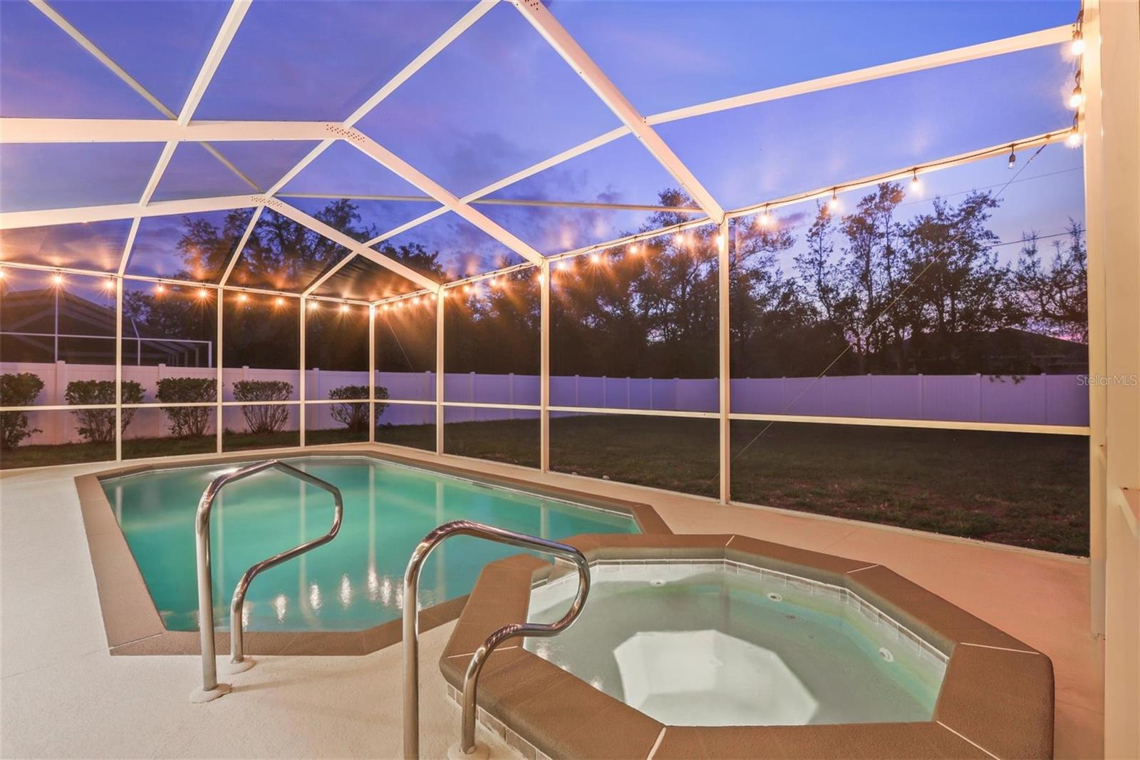 Image 54 of 73 For 15281 Burbank Drive