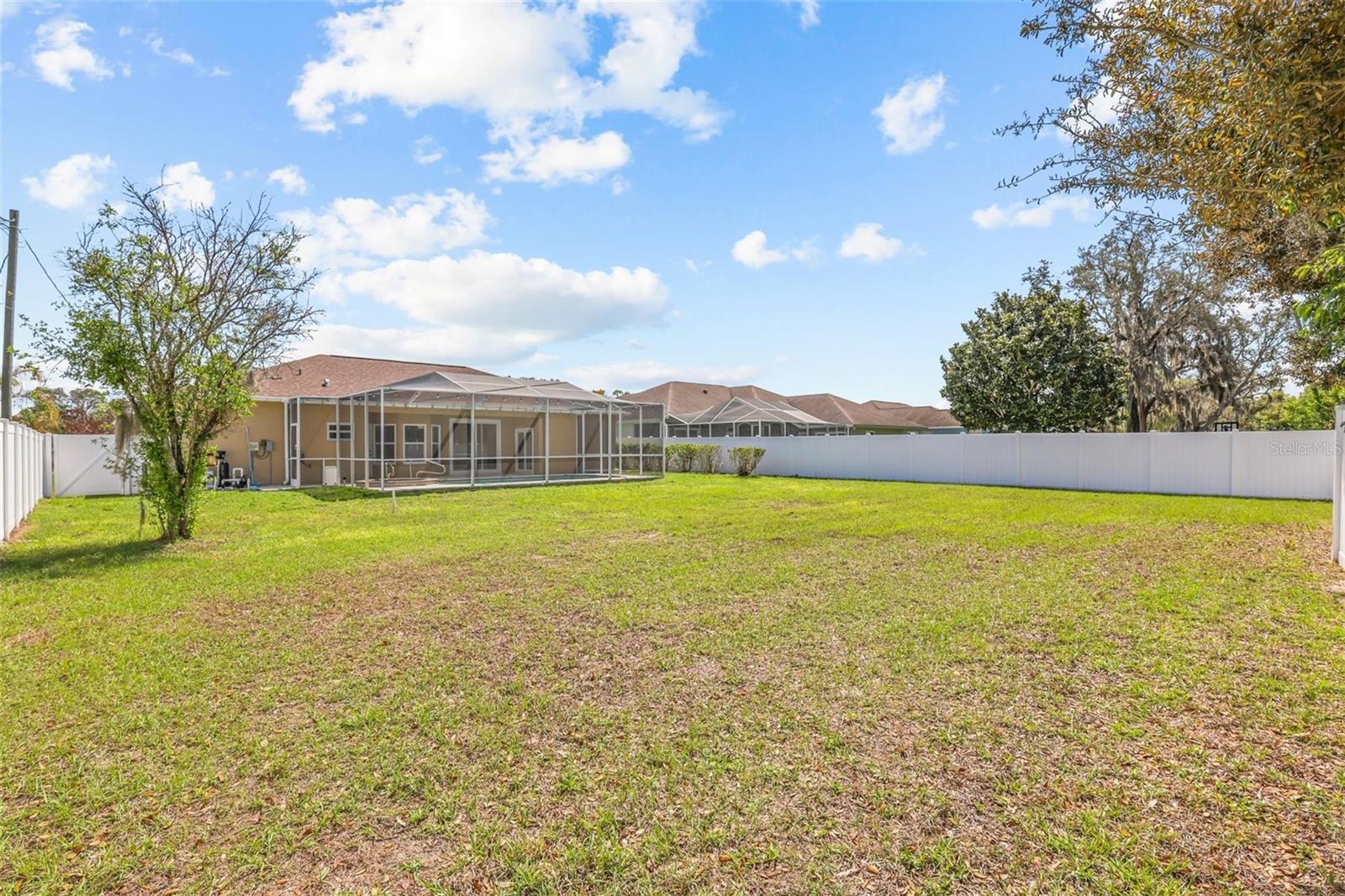 Image 58 of 73 For 15281 Burbank Drive