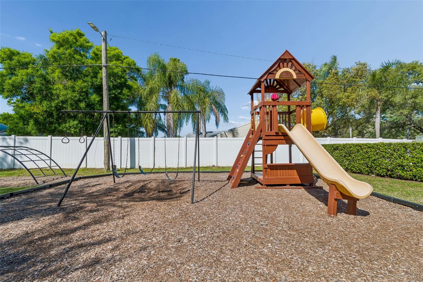 Image 55 of 100 For 3300 Fox Chase Circle N 202