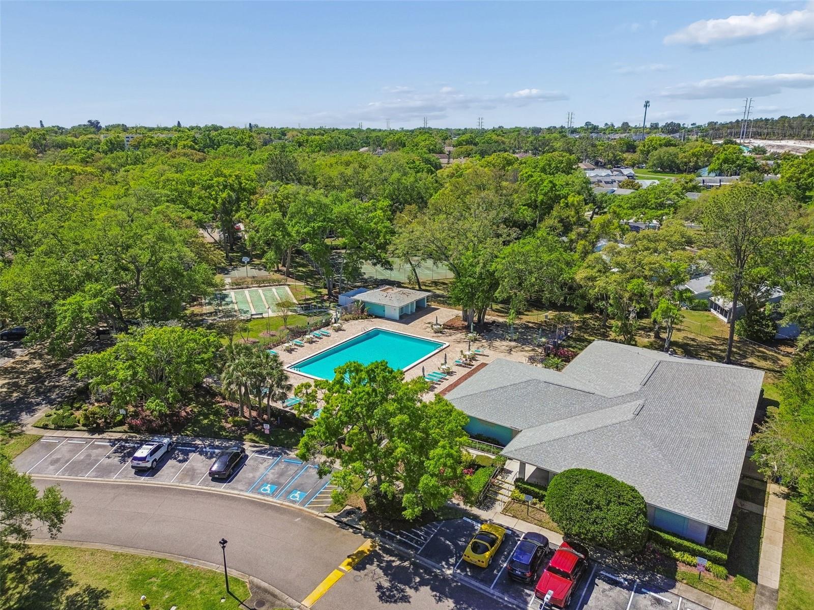 Image 96 of 100 For 3300 Fox Chase Circle N 202