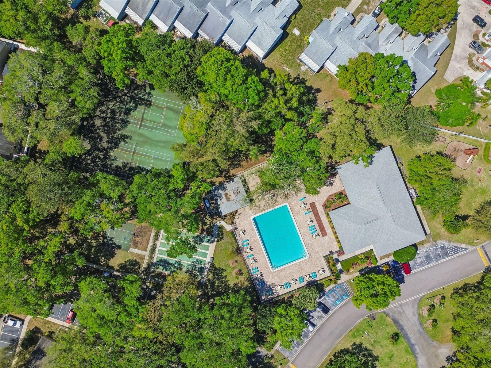 Image 98 of 100 For 3300 Fox Chase Circle N 202