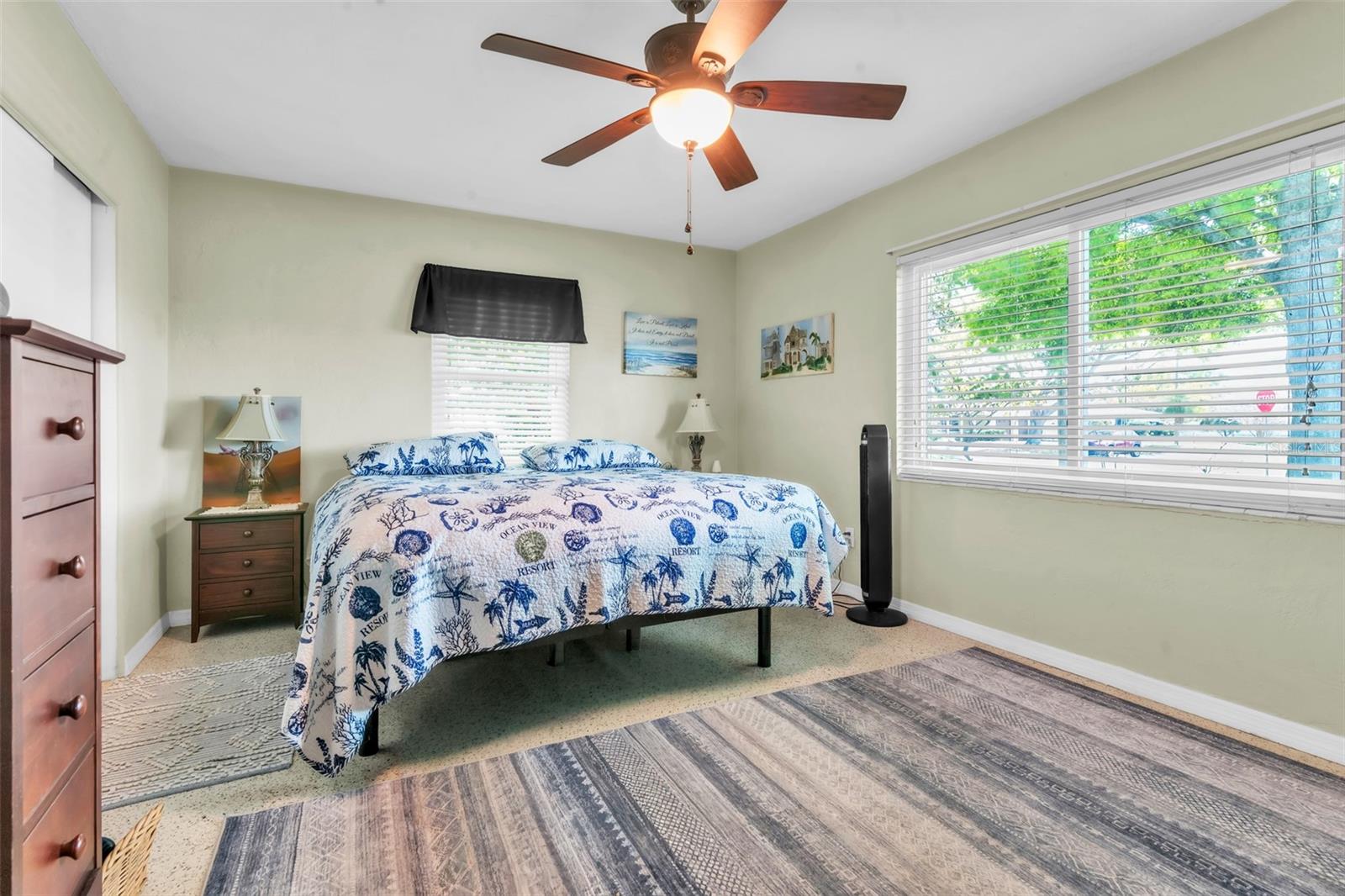 Image 16 of 35 For 4101 Yardley Avenue N