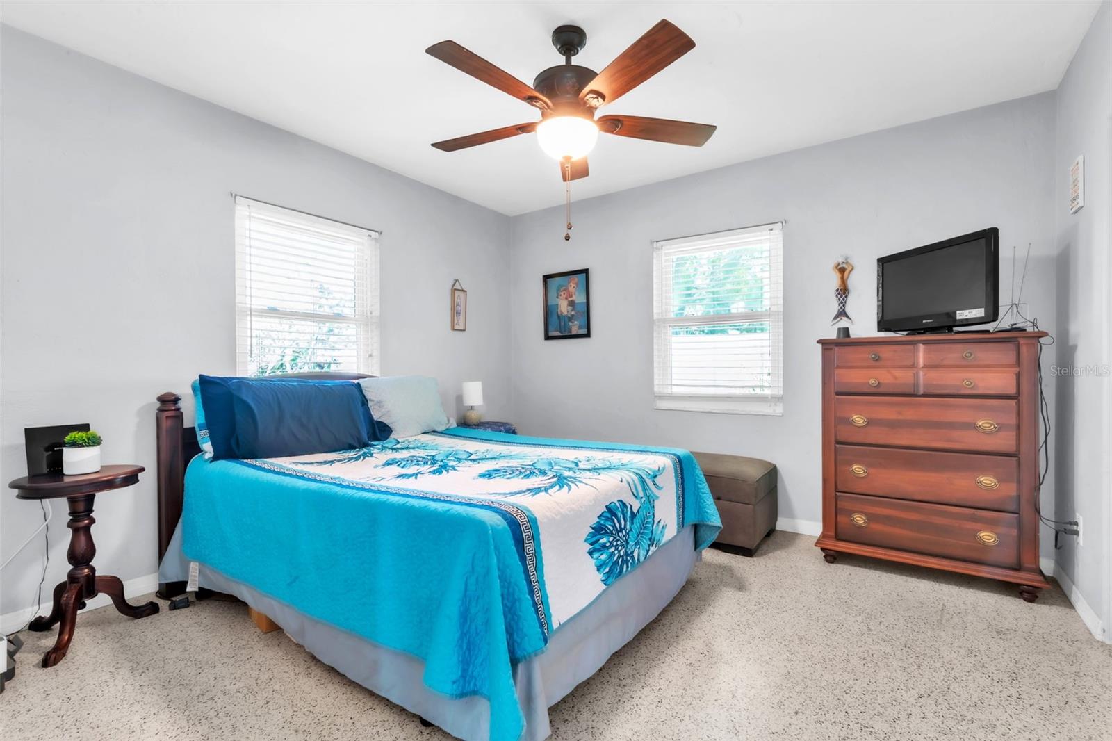 Image 19 of 35 For 4101 Yardley Avenue N