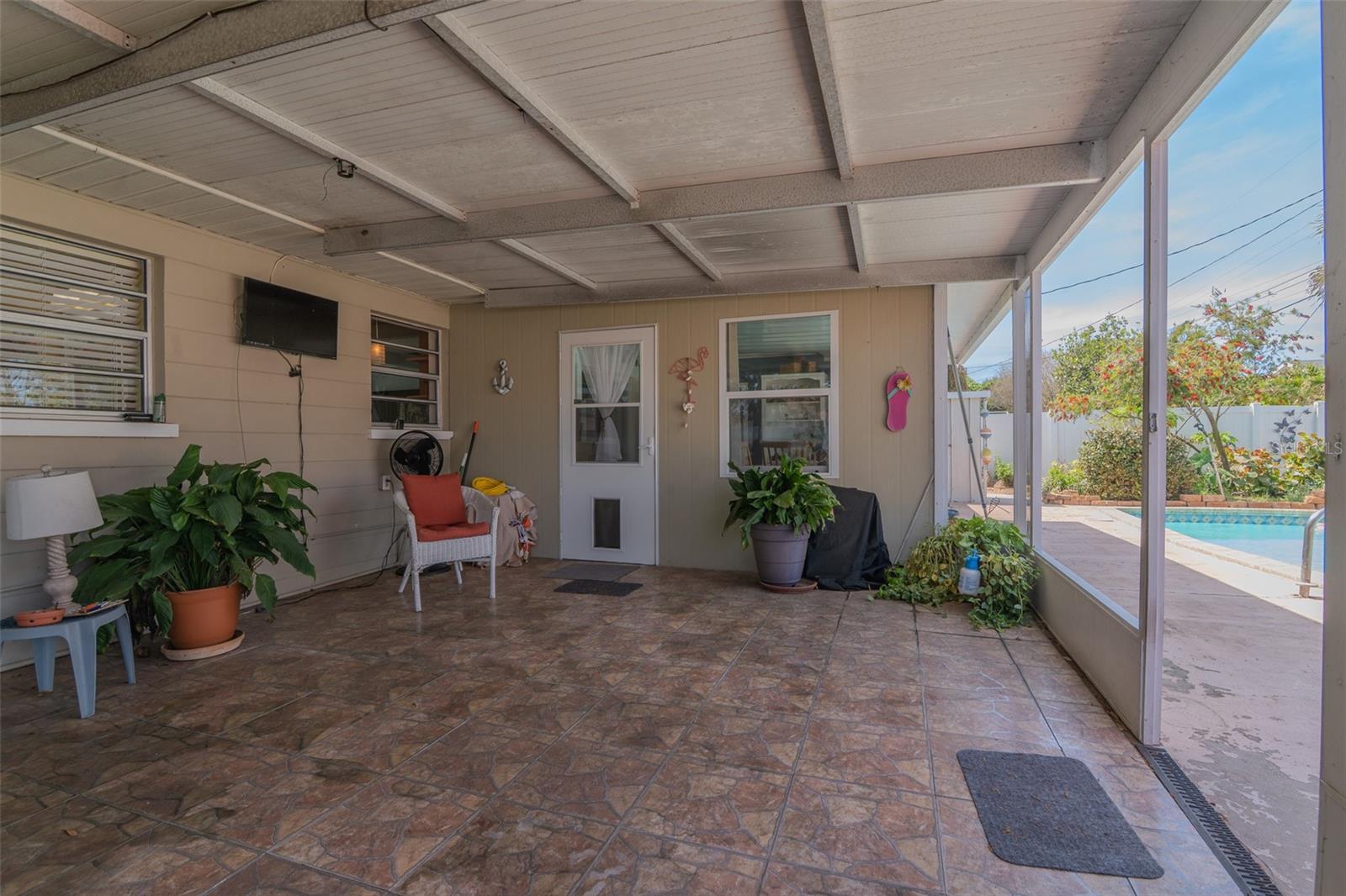 Image 25 of 35 For 4101 Yardley Avenue N