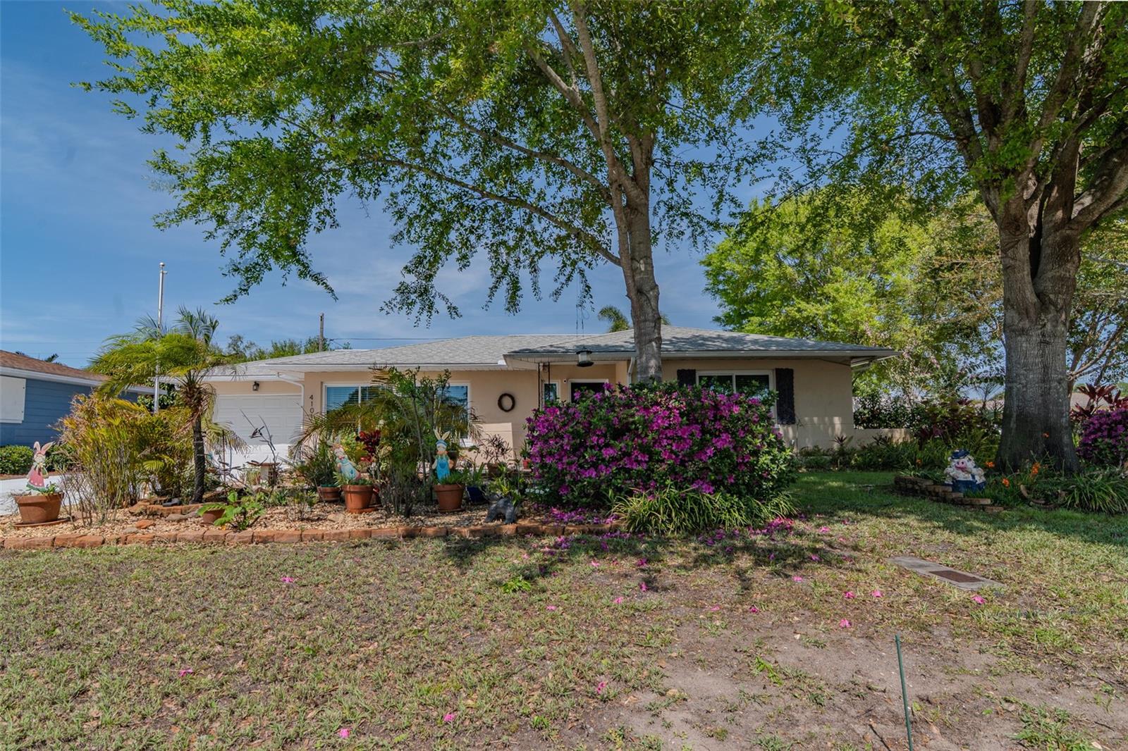 Image 29 of 35 For 4101 Yardley Avenue N