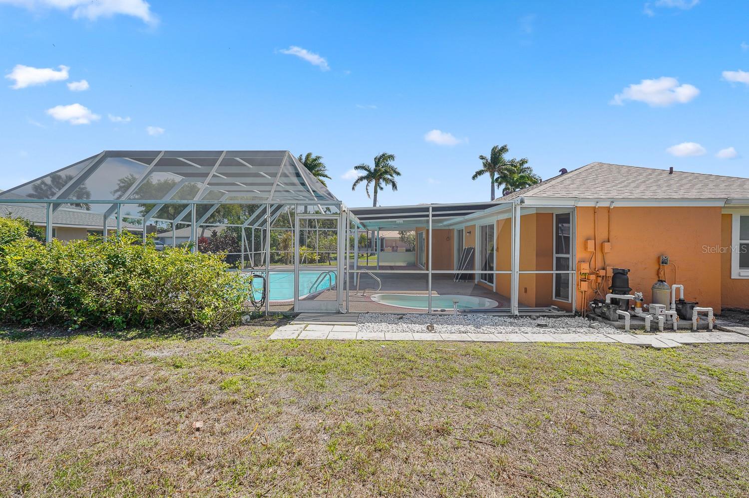 Image 41 of 69 For 3323 Meadow Run Circle