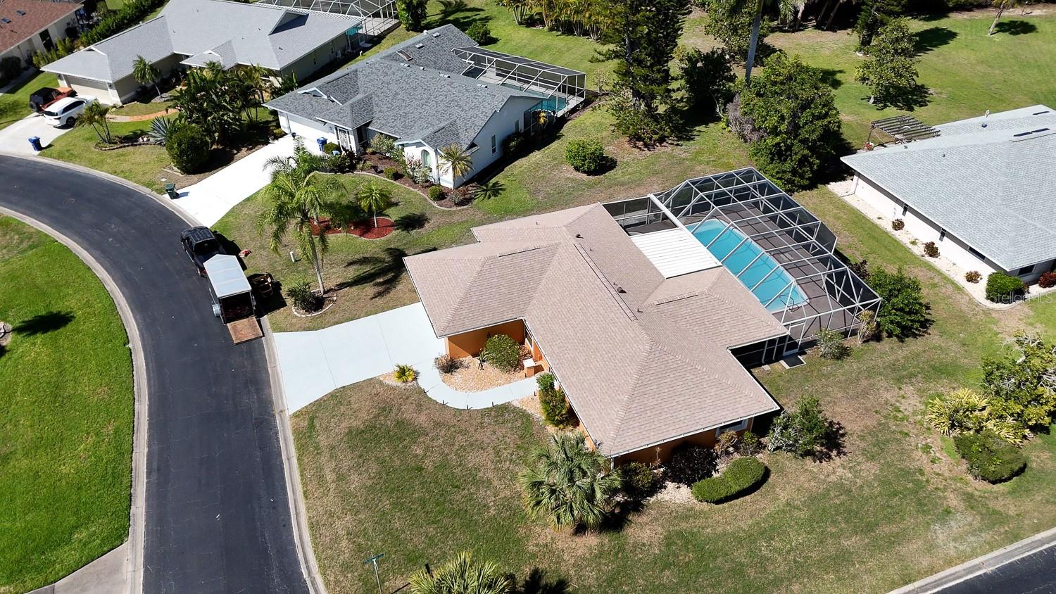 Image 55 of 69 For 3323 Meadow Run Circle