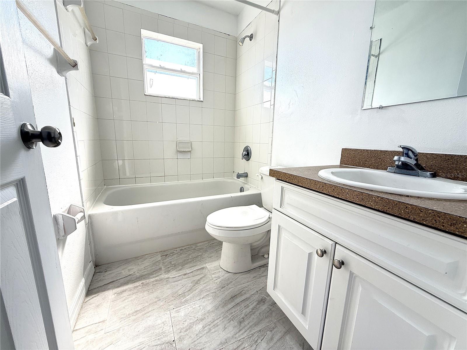 Image 14 of 22 For 720 Newton Avenue S