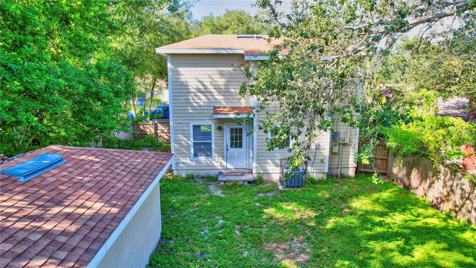 Image 21 of 22 For 720 Newton Avenue S