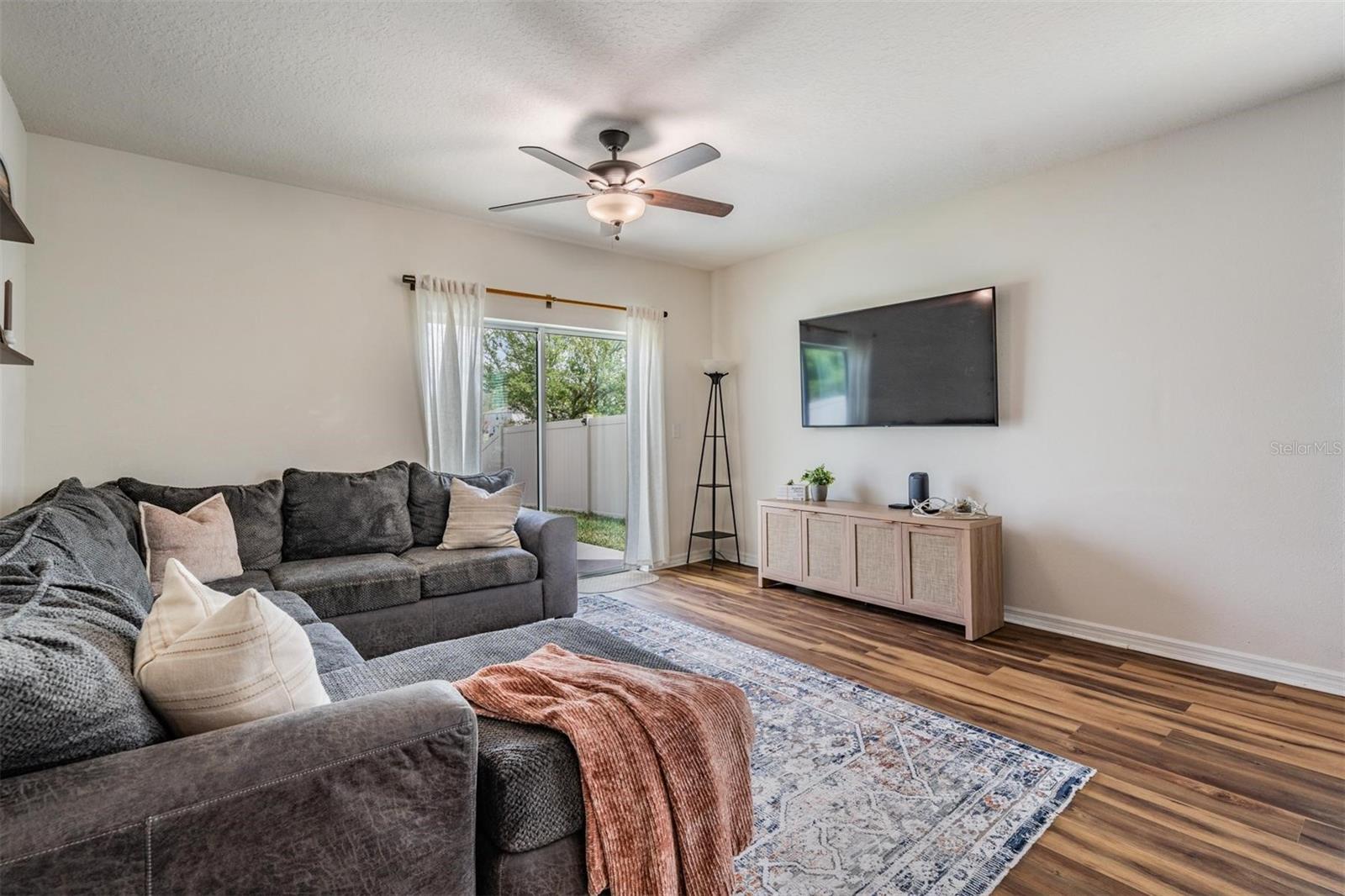 Image 8 of 55 For 32699 Dashel Palm Lane