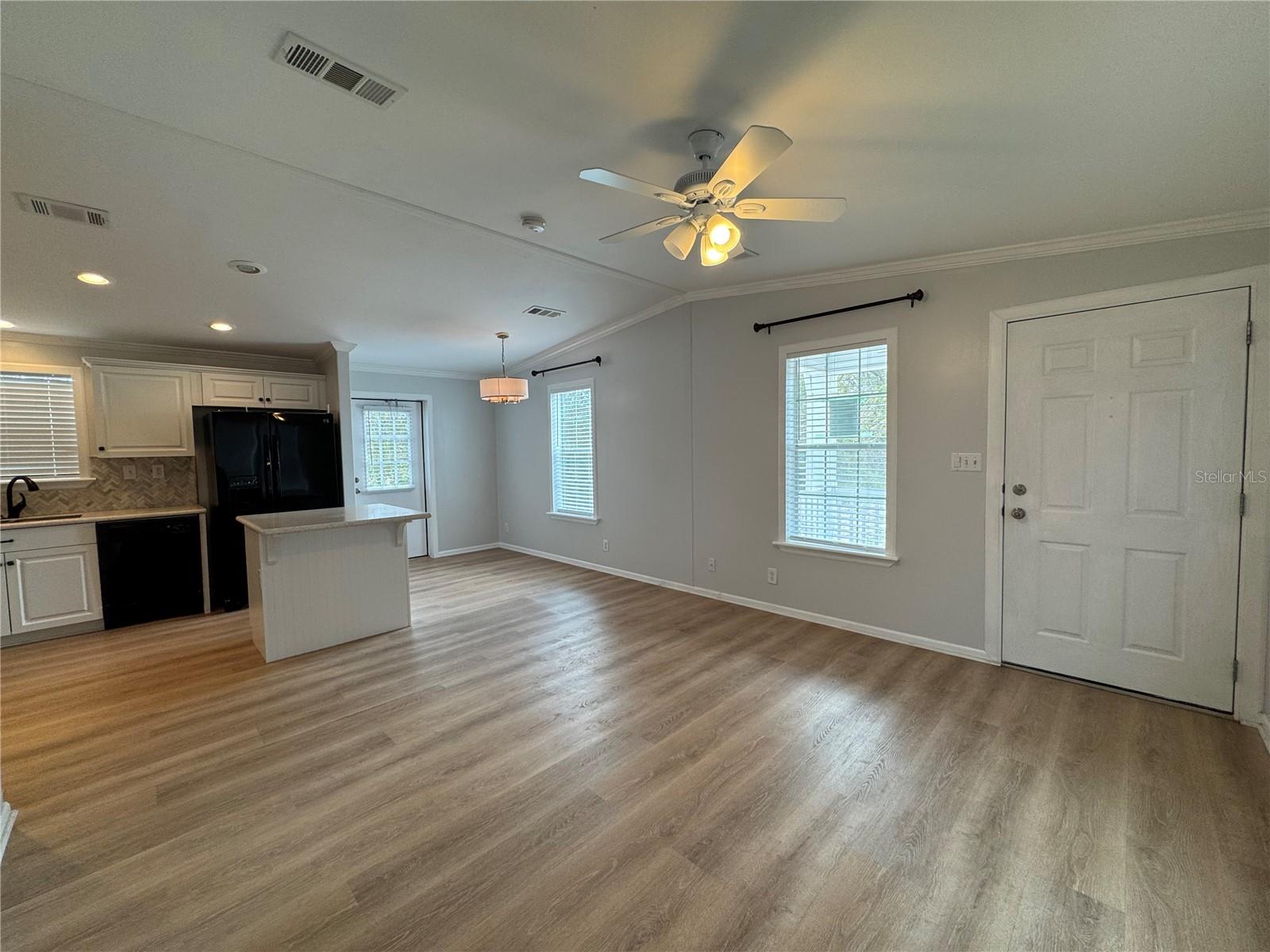 Image 20 of 32 For 3217 Old Tampa Highway