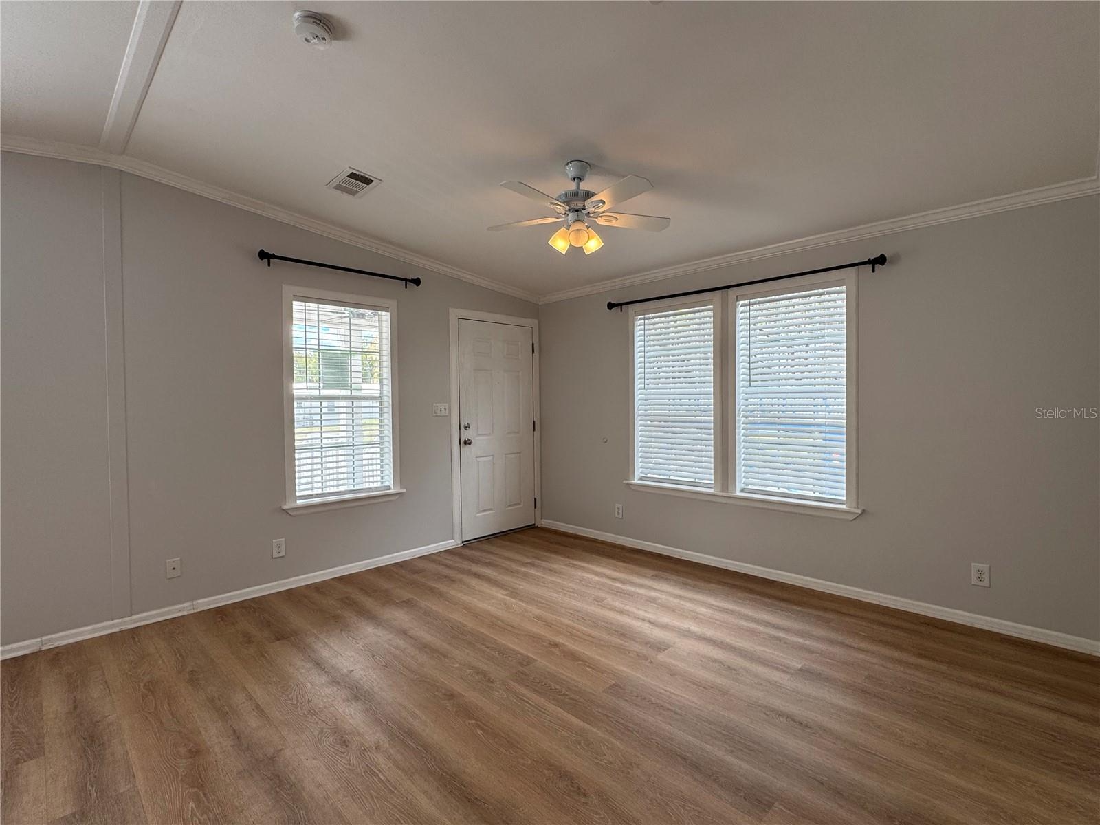 Image 9 of 32 For 3217 Old Tampa Highway