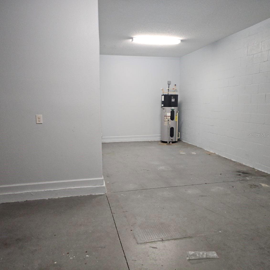 Image 16 of 16 For 10606 Bahama Woodstar Court