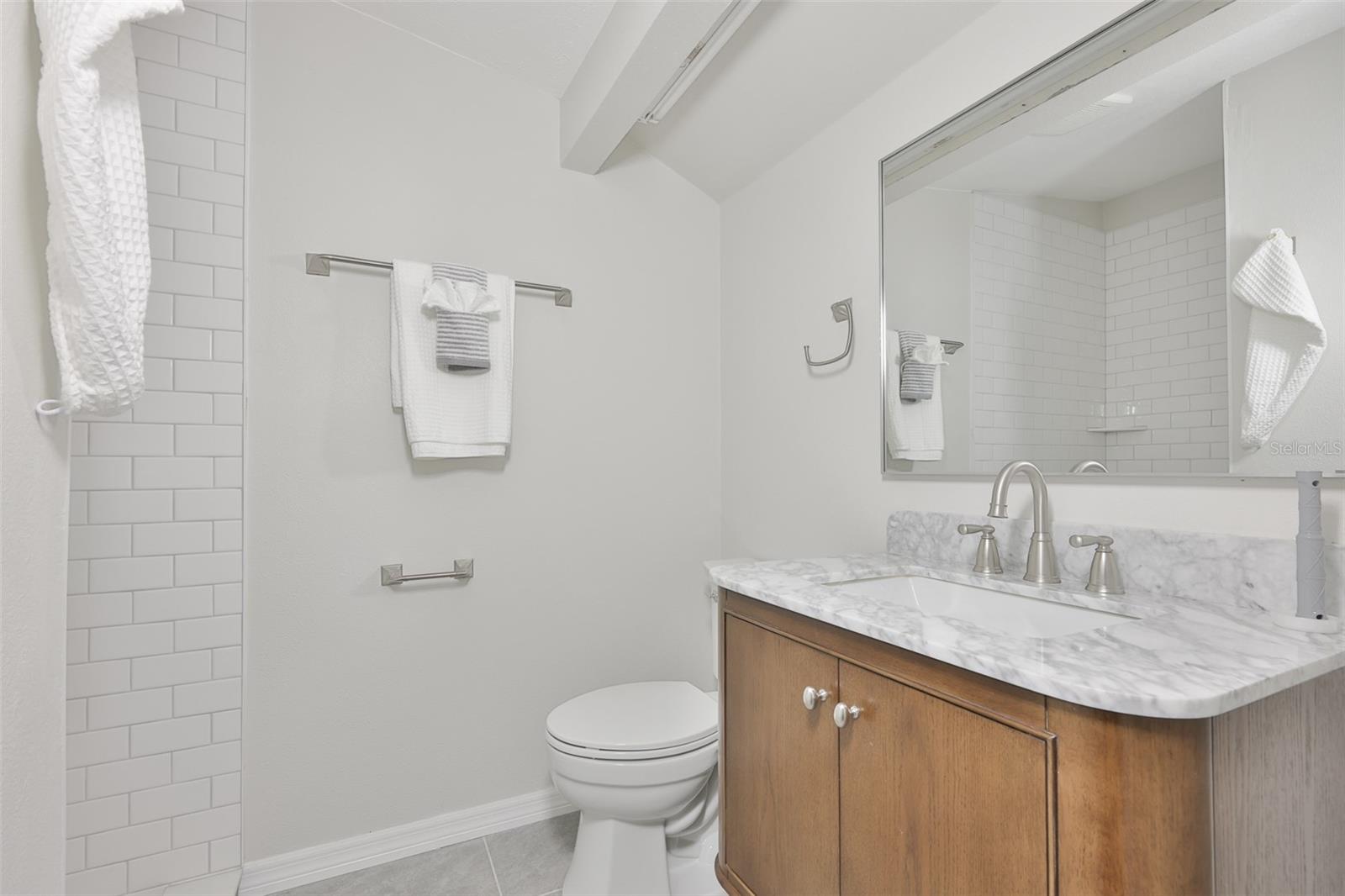 Image 27 of 36 For 6412 Rockpointe Drive