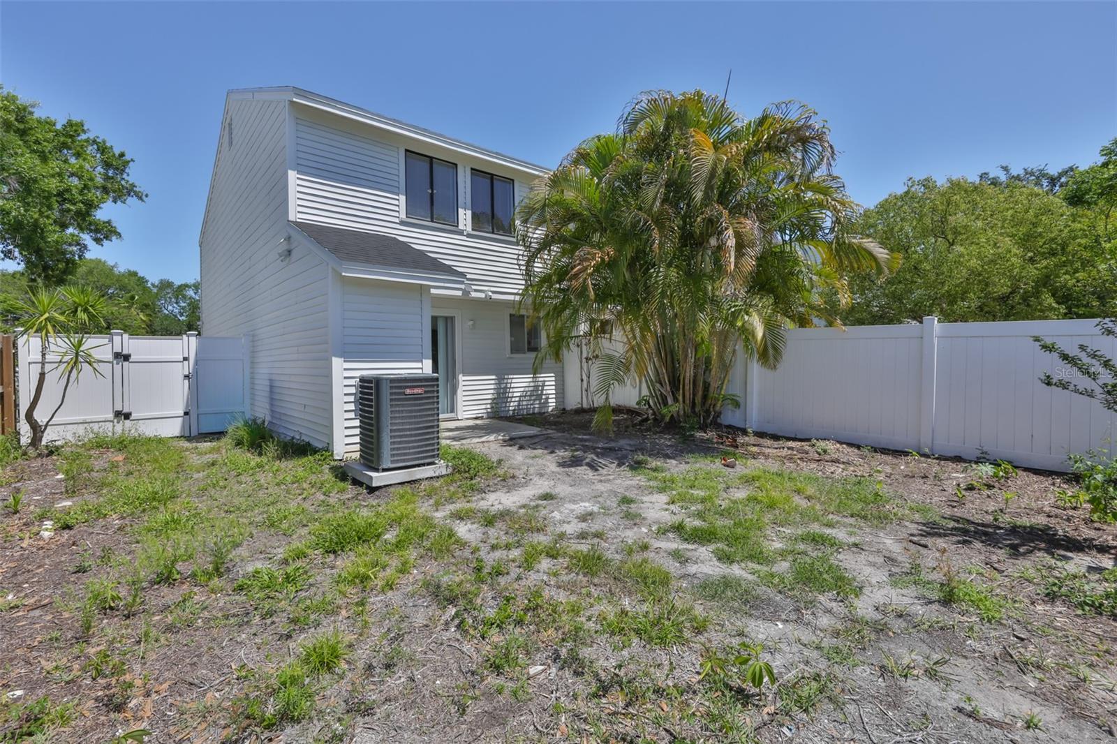 Image 30 of 36 For 6412 Rockpointe Drive