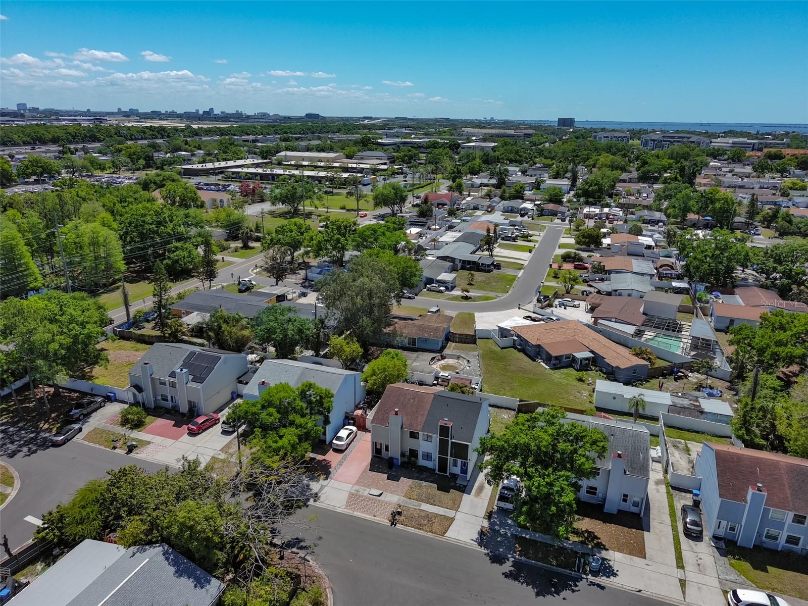 Image 32 of 36 For 6412 Rockpointe Drive