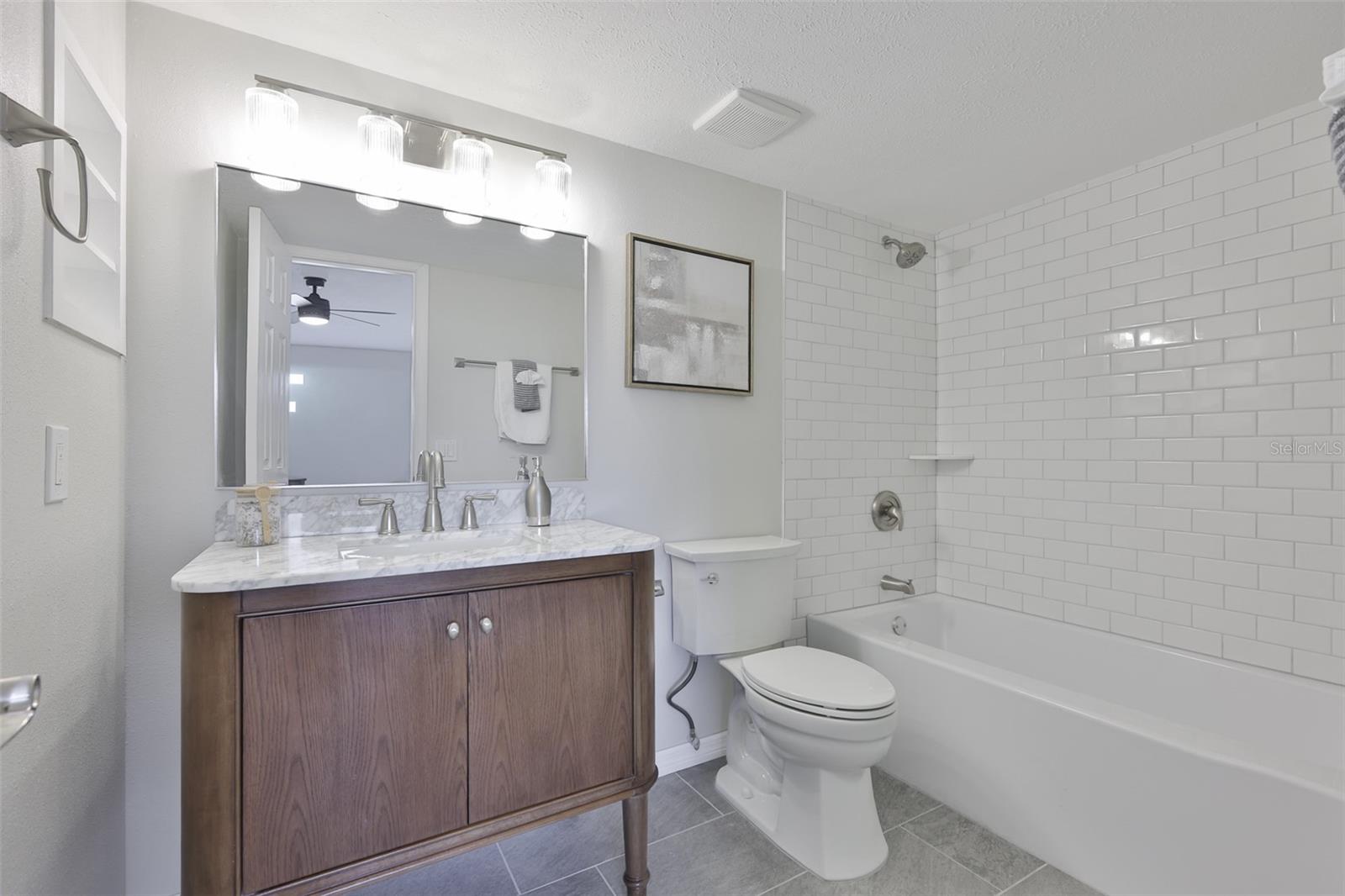 Image 5 of 36 For 6412 Rockpointe Drive