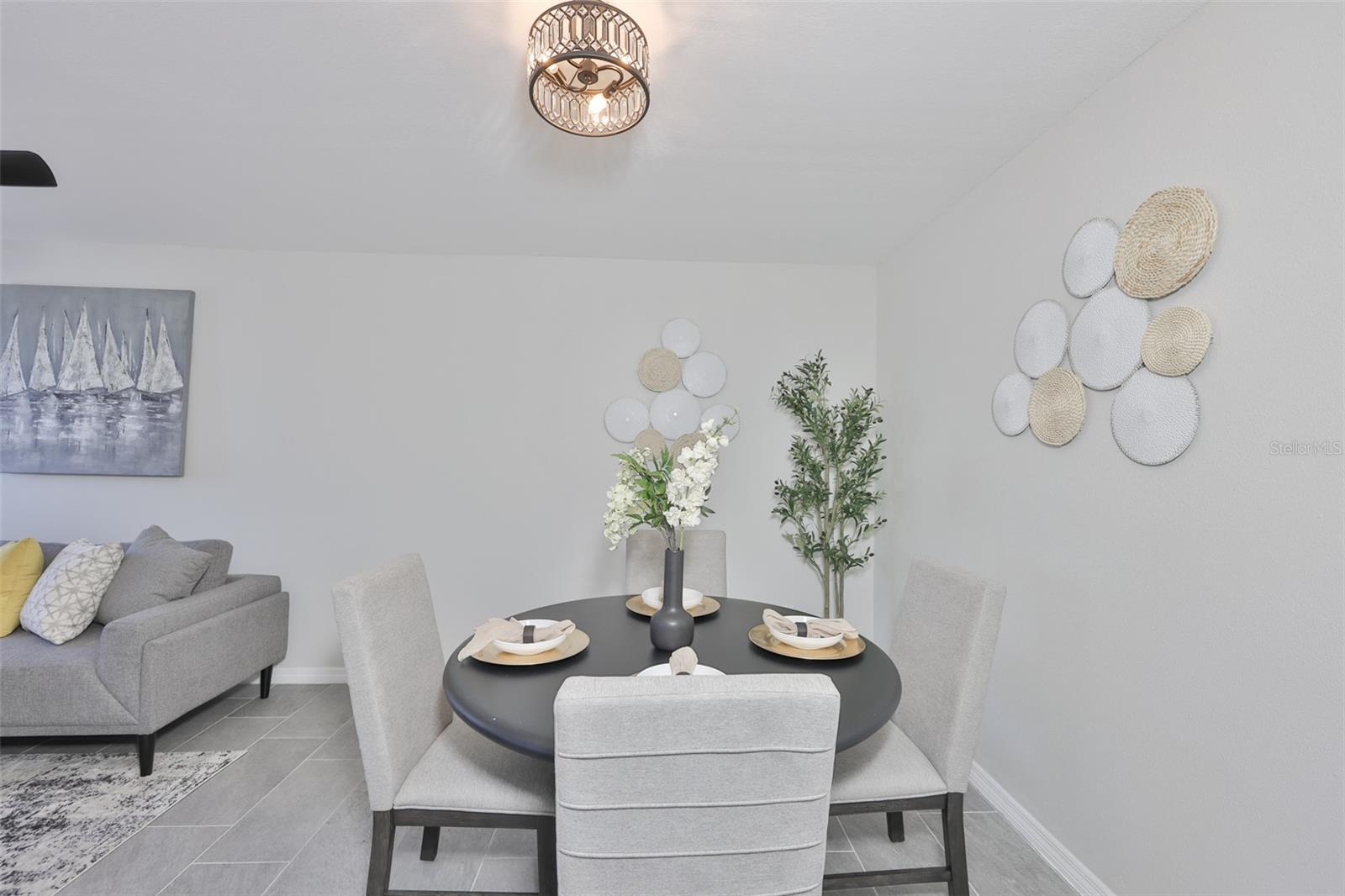 Image 9 of 36 For 6412 Rockpointe Drive